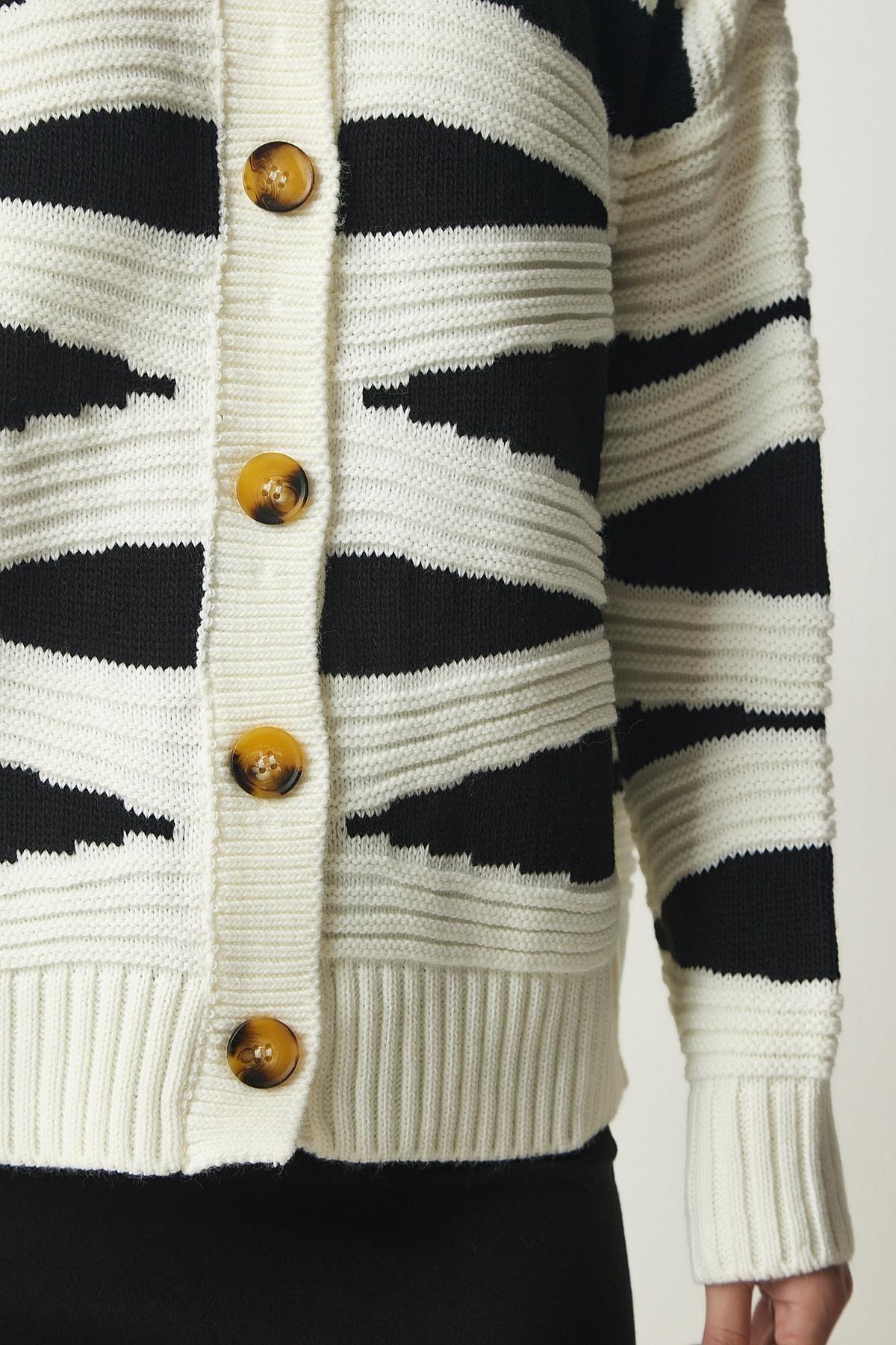 Ecru Patterned Buttoned Knitwear Cardigan, Ecru, large image number 4