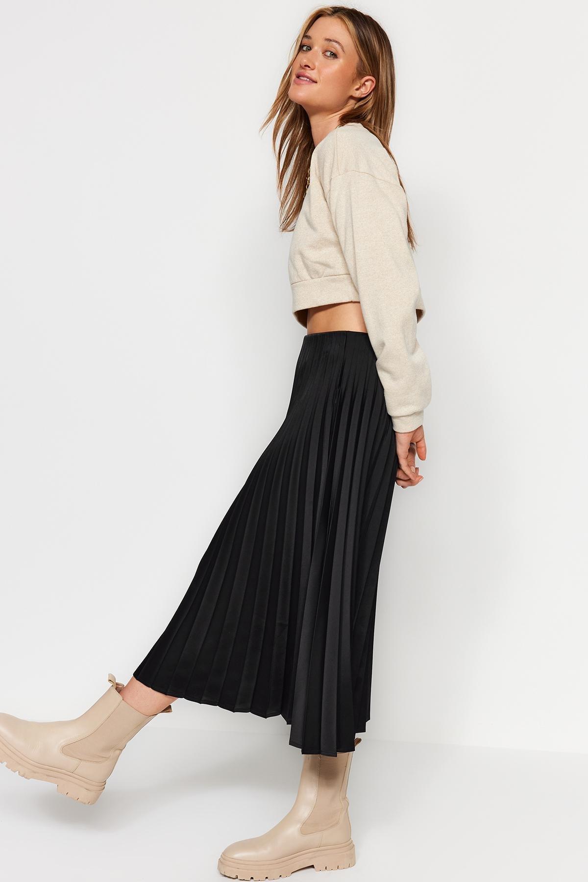 Black Pleated Midi Skirt, , large image number 1