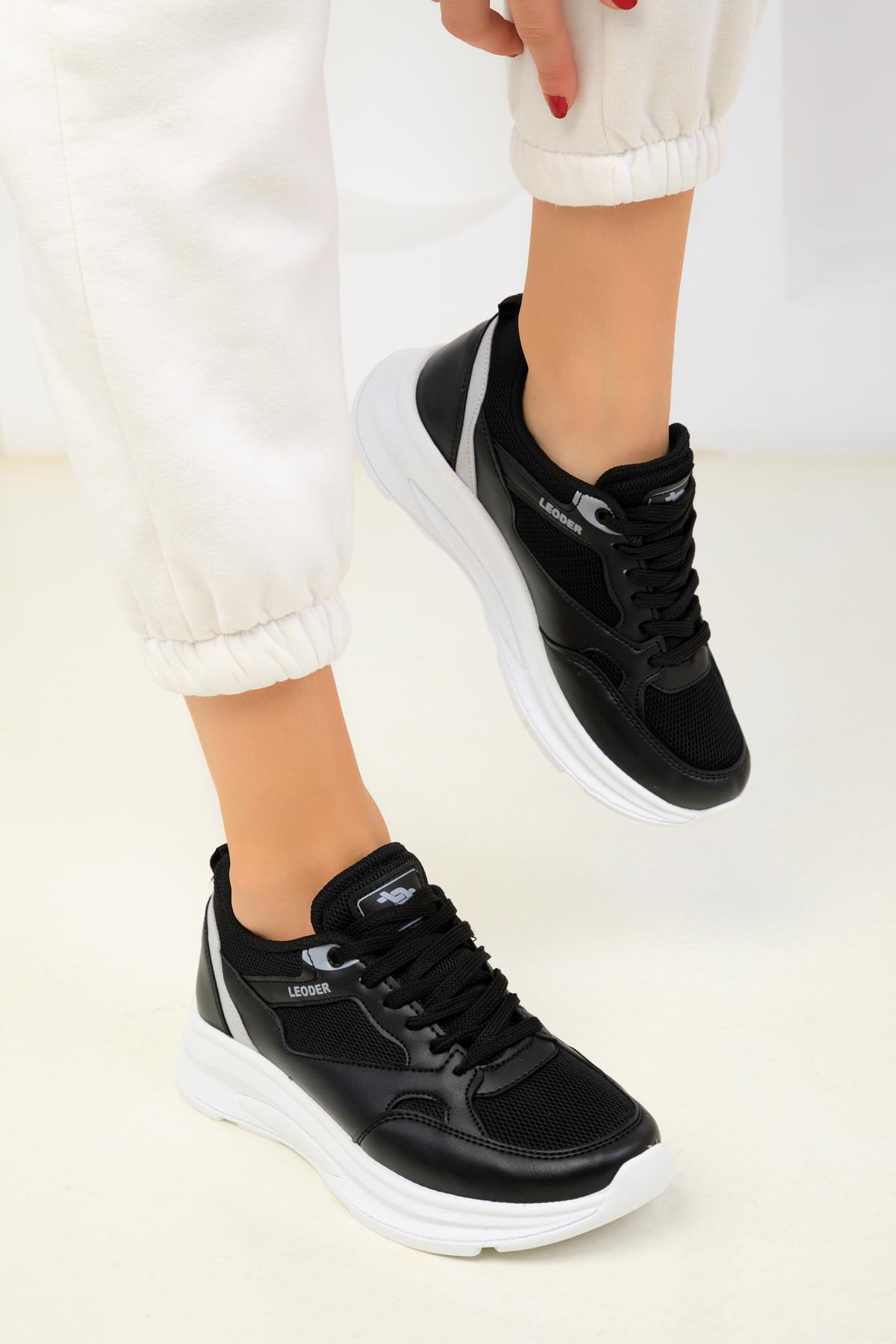 Black Laced Sneakers, , large image number 3
