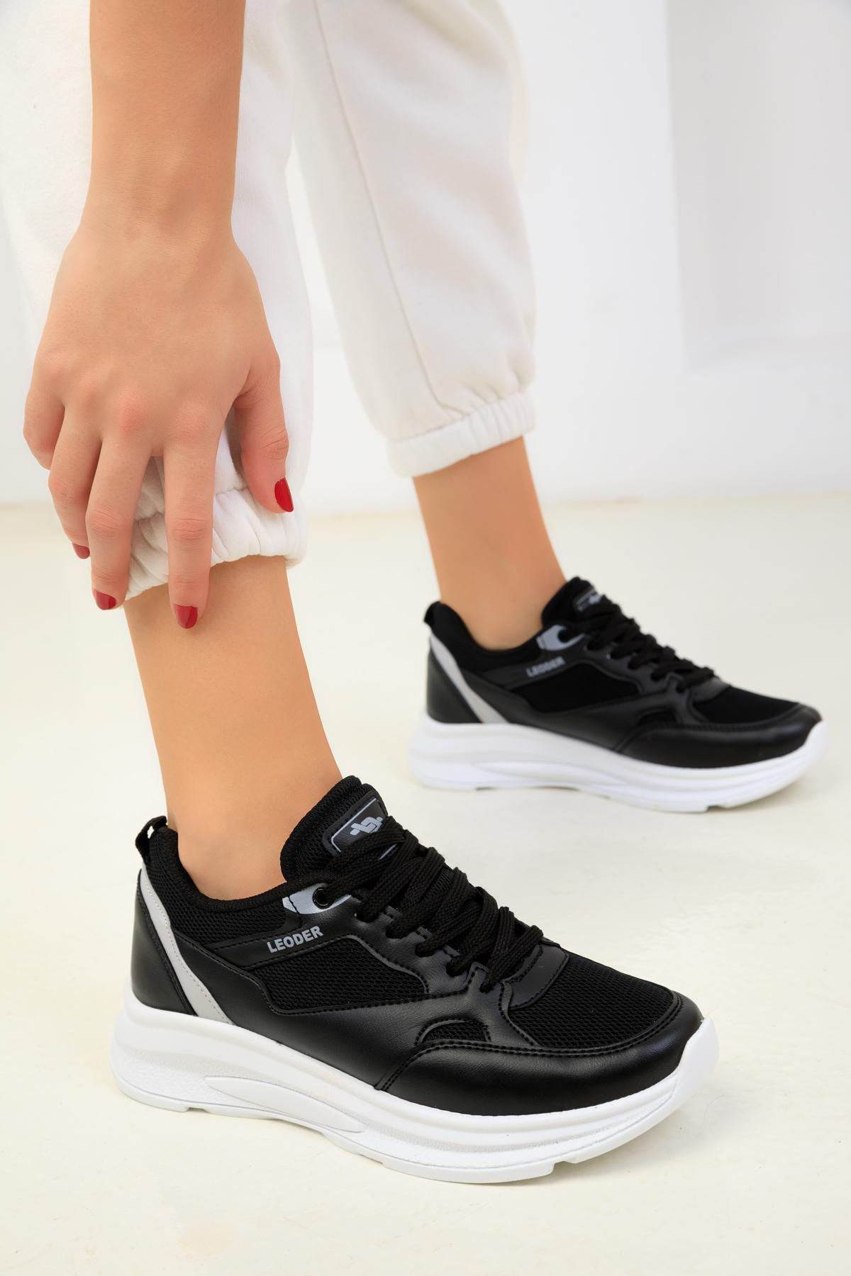 Black Laced Sneakers, , large image number 4