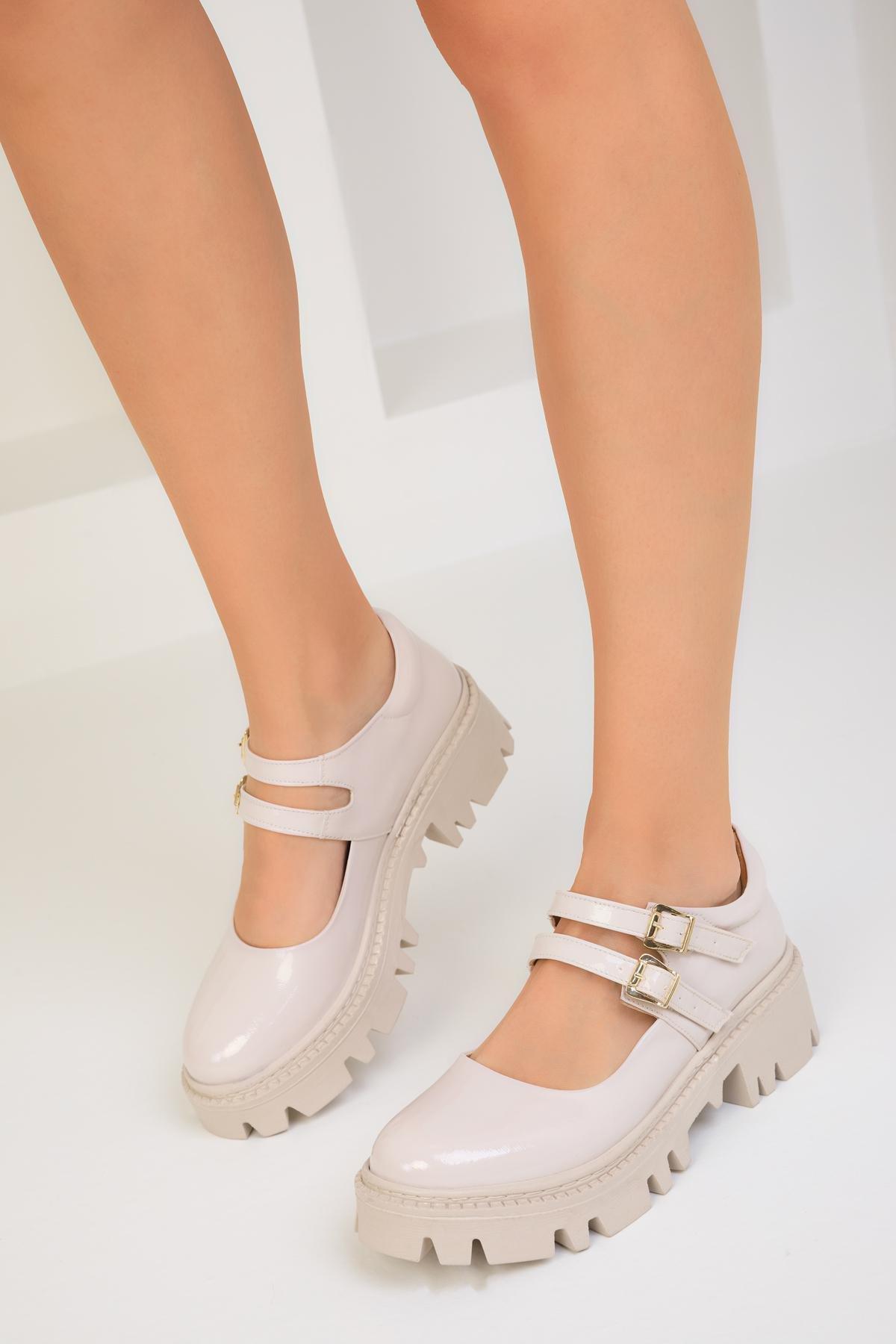 Beige Patent Leather Casual Shoes, , large image number 1