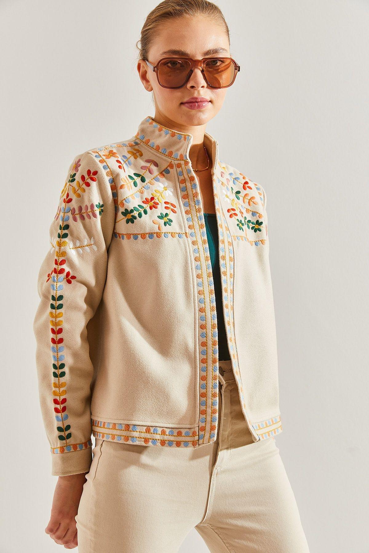 Cream Embroidered Multi Pattern Jacket, , large image number 2