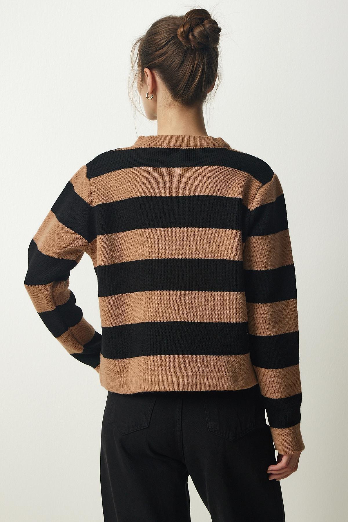 Happiness Istanbul - Black Buttoned Striped Knitwear Cardigan