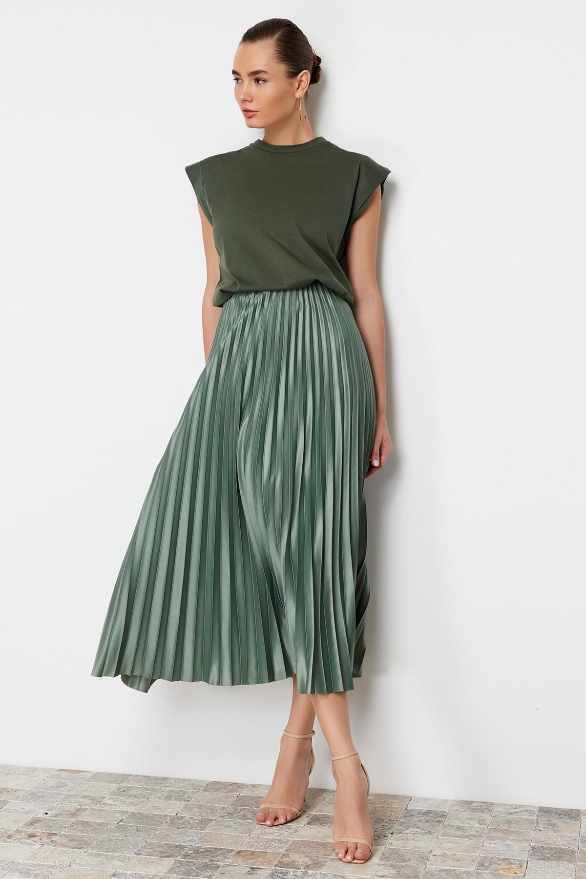Green Pleated Maxi Knitted Skirt, , large image number 2
