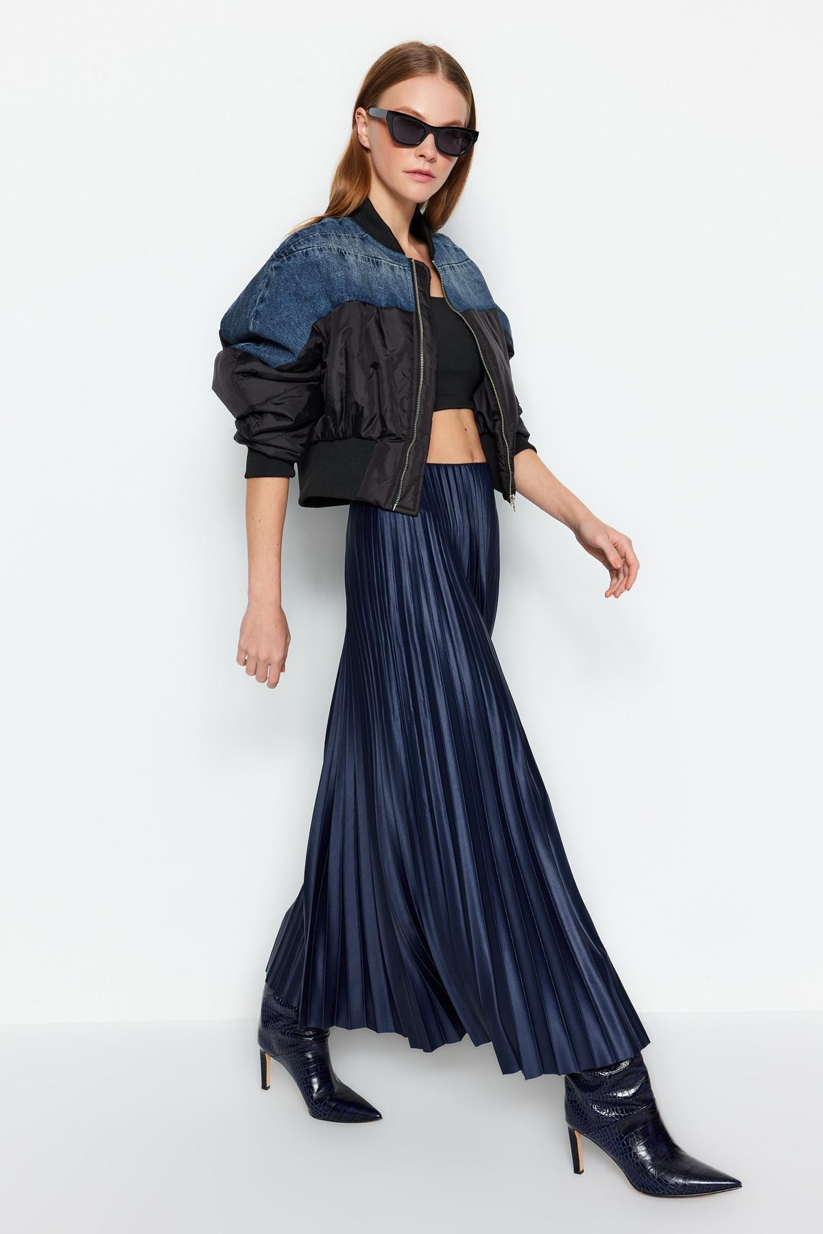 Navy Pleated Maxi Knitted Skirt, , large image number 1