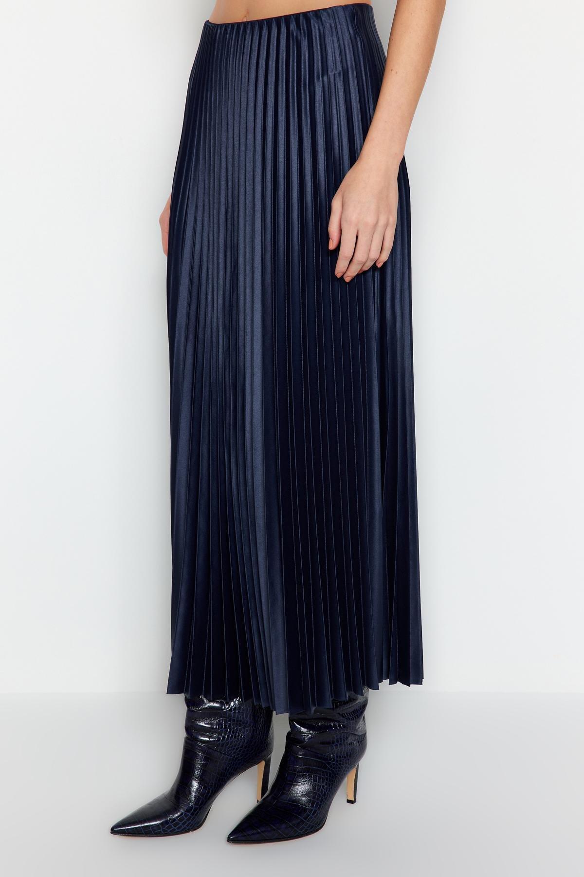 Navy Pleated Maxi Knitted Skirt, , large image number 4