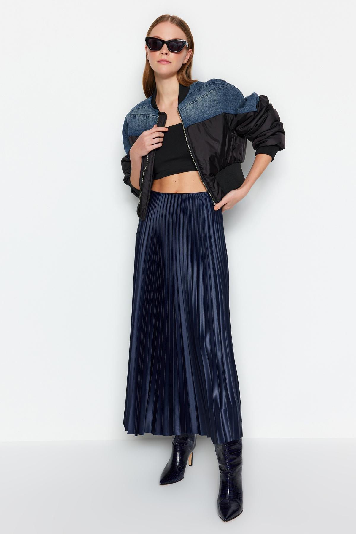 Navy Pleated Maxi Knitted Skirt, , large image number 5