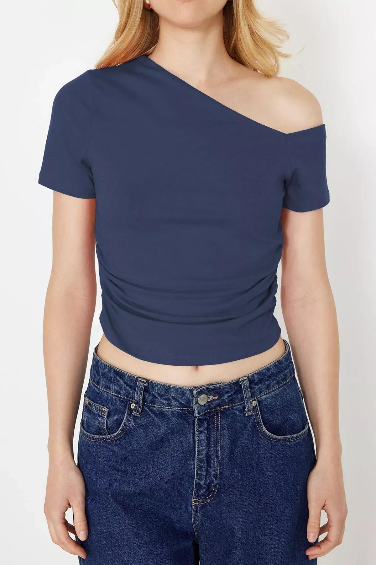 بلوزة بفتحة رقبة غير متماثلة بتصميم مزموم، بنفسجي, Indigo, large image number 4