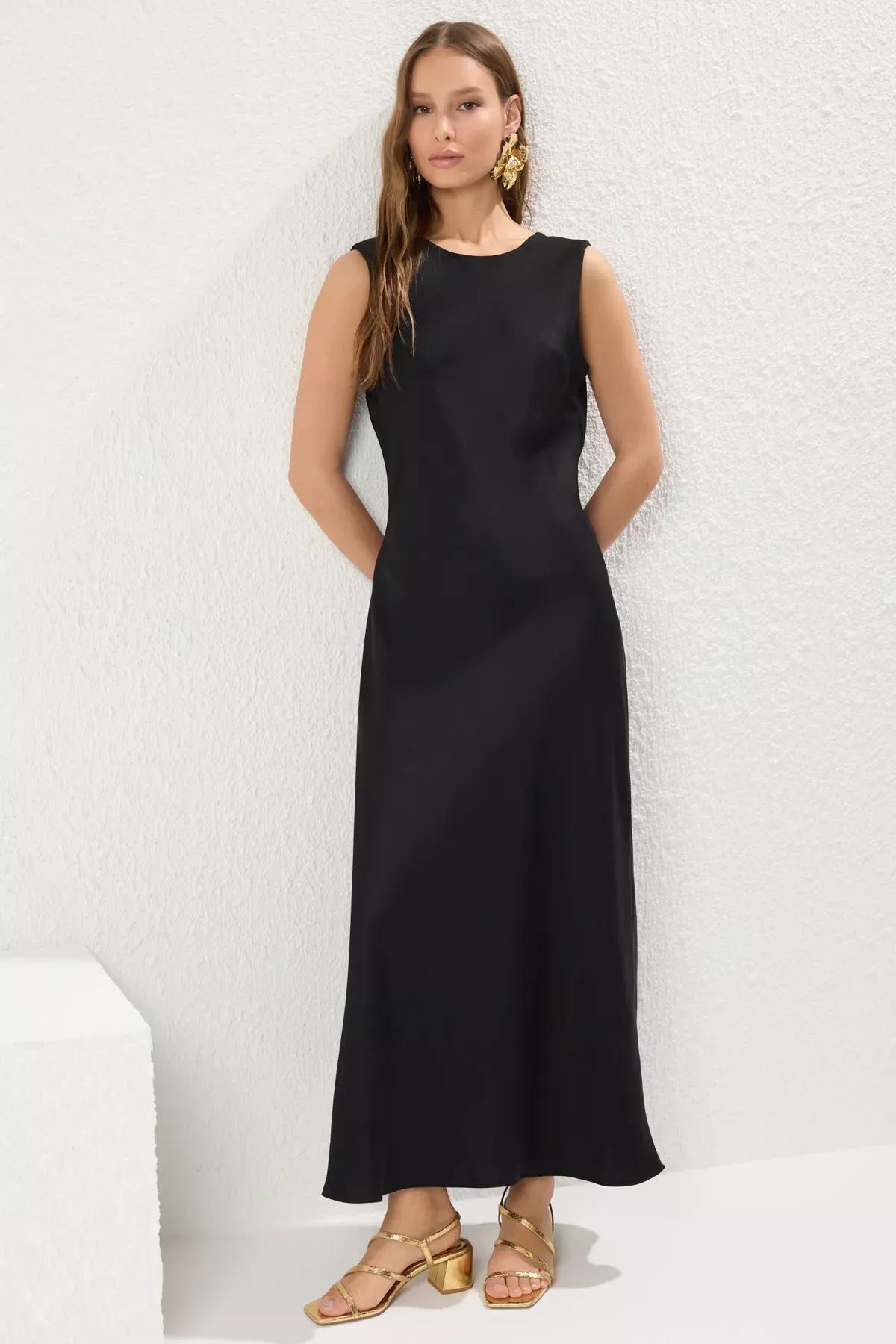 Black Plain Maxi Dress, , large image number 1