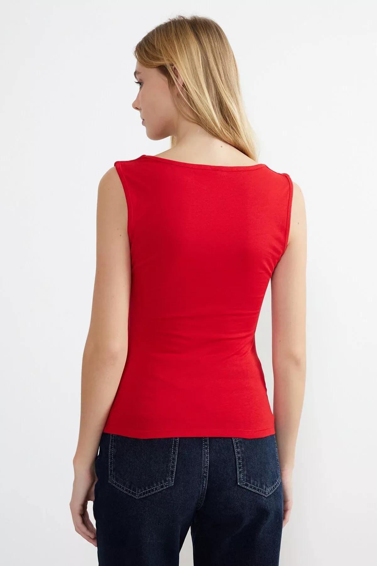 Red Cotton Fitted Knitted Undershirt, , large image number 4
