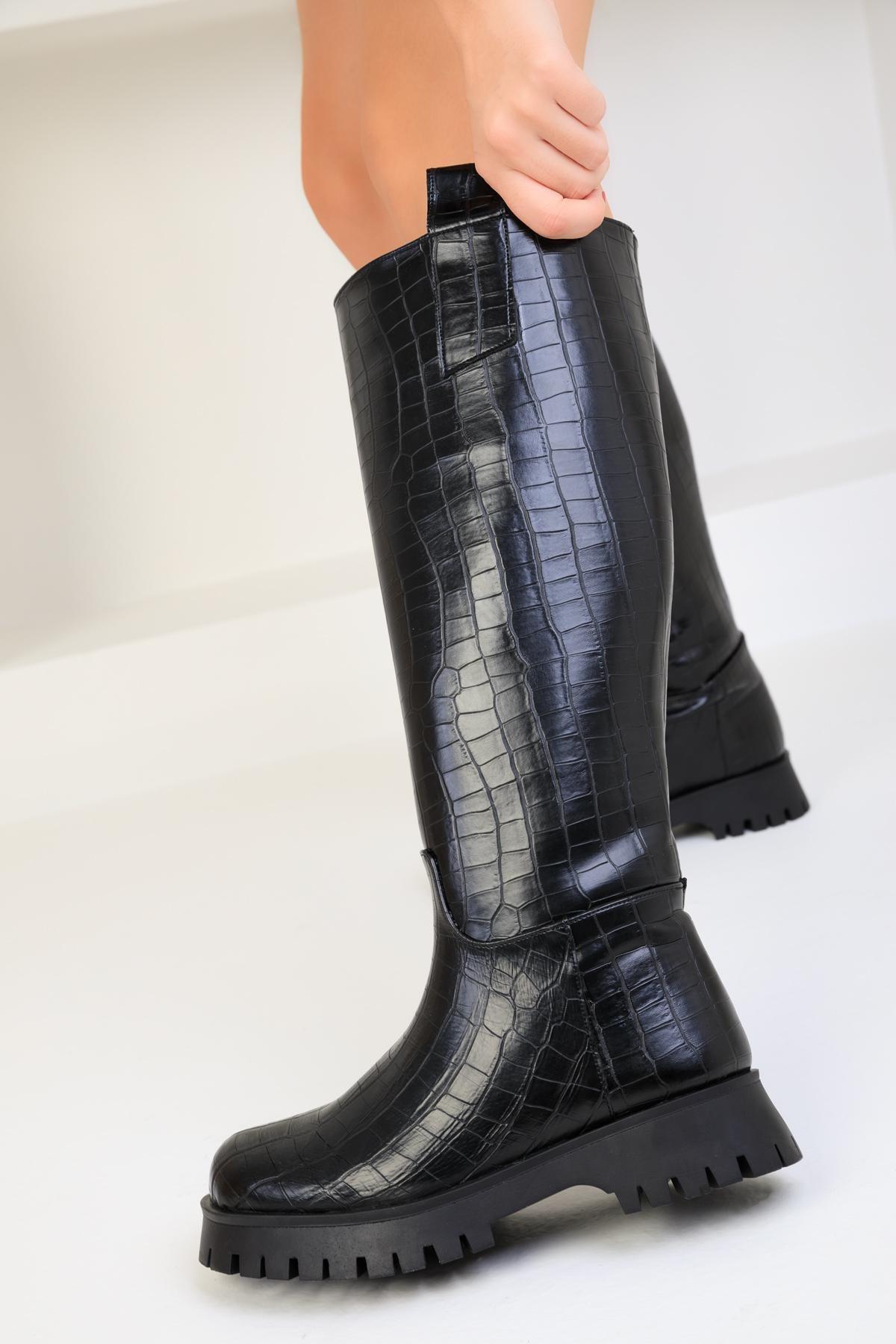 Black Crack Boots, , large image number 3