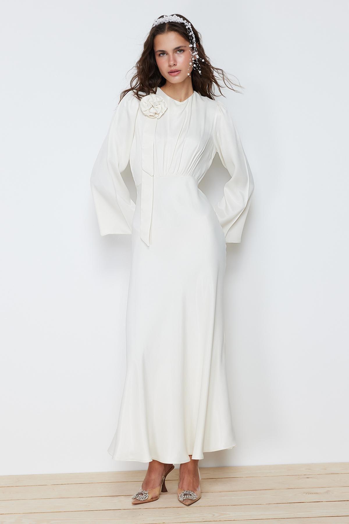 White Detailed Occasion Wear Dress, , large image number 2