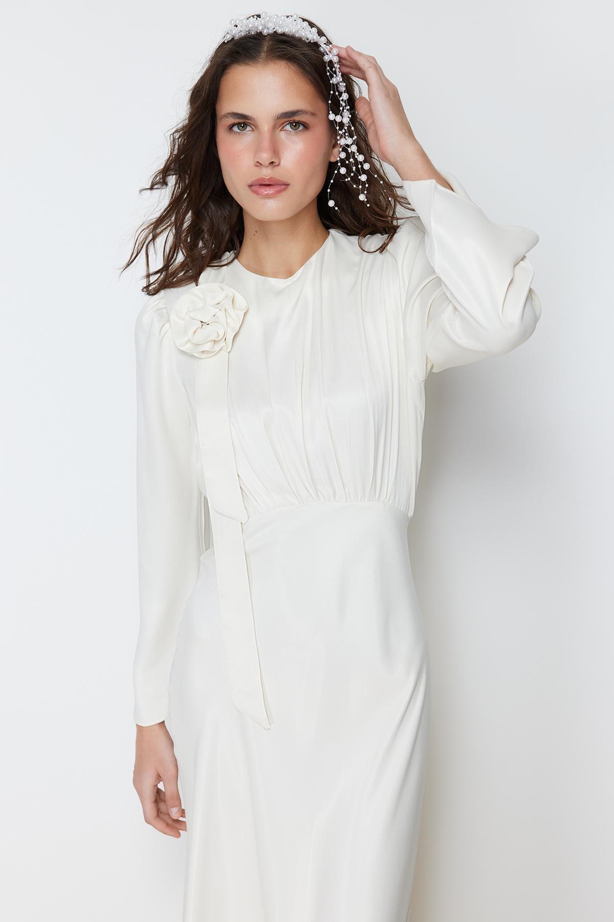 White Detailed Occasion Wear Dress, , large image number 3