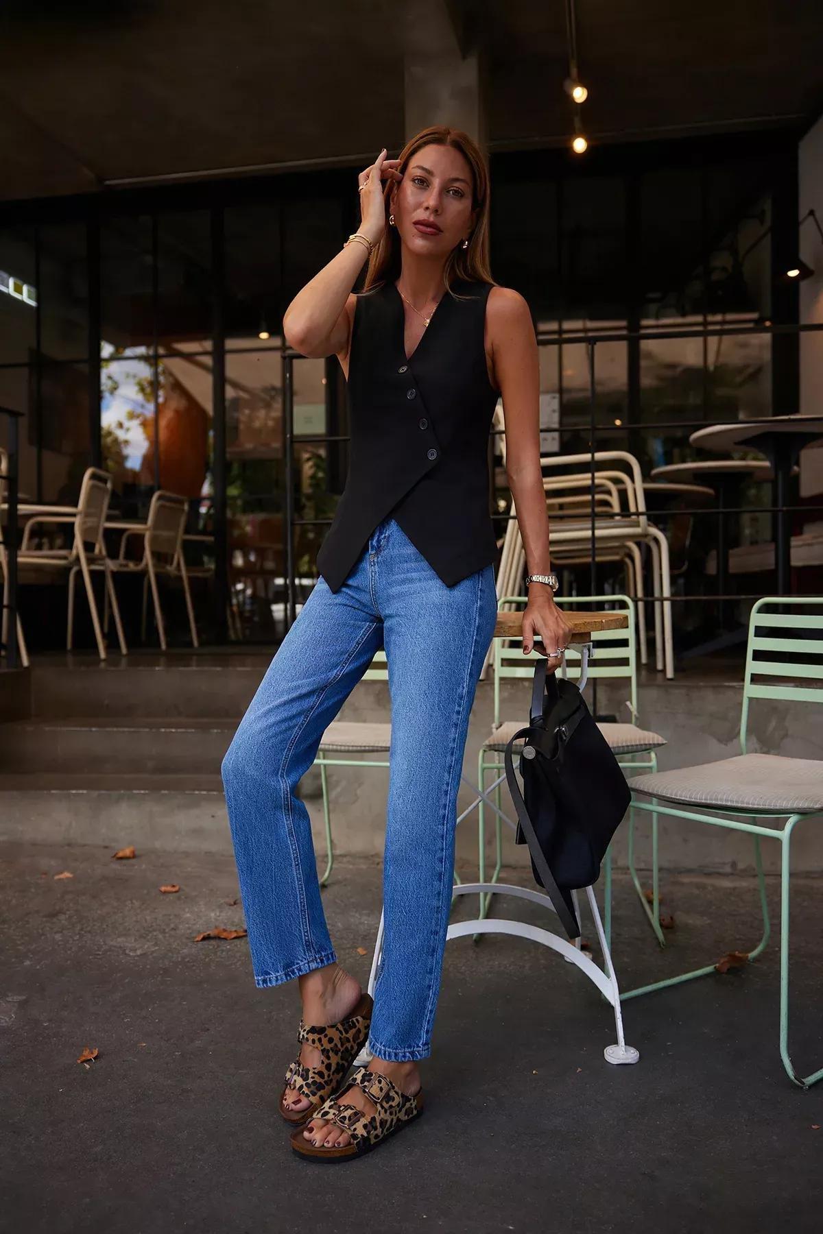 Black Buttoned Woven Vest, BLACK, medium