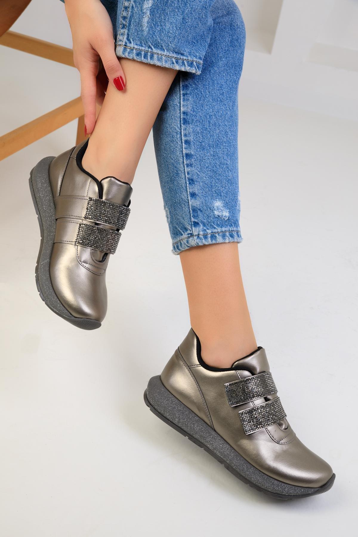 Grey Platinum Sneakers, , large image number 0