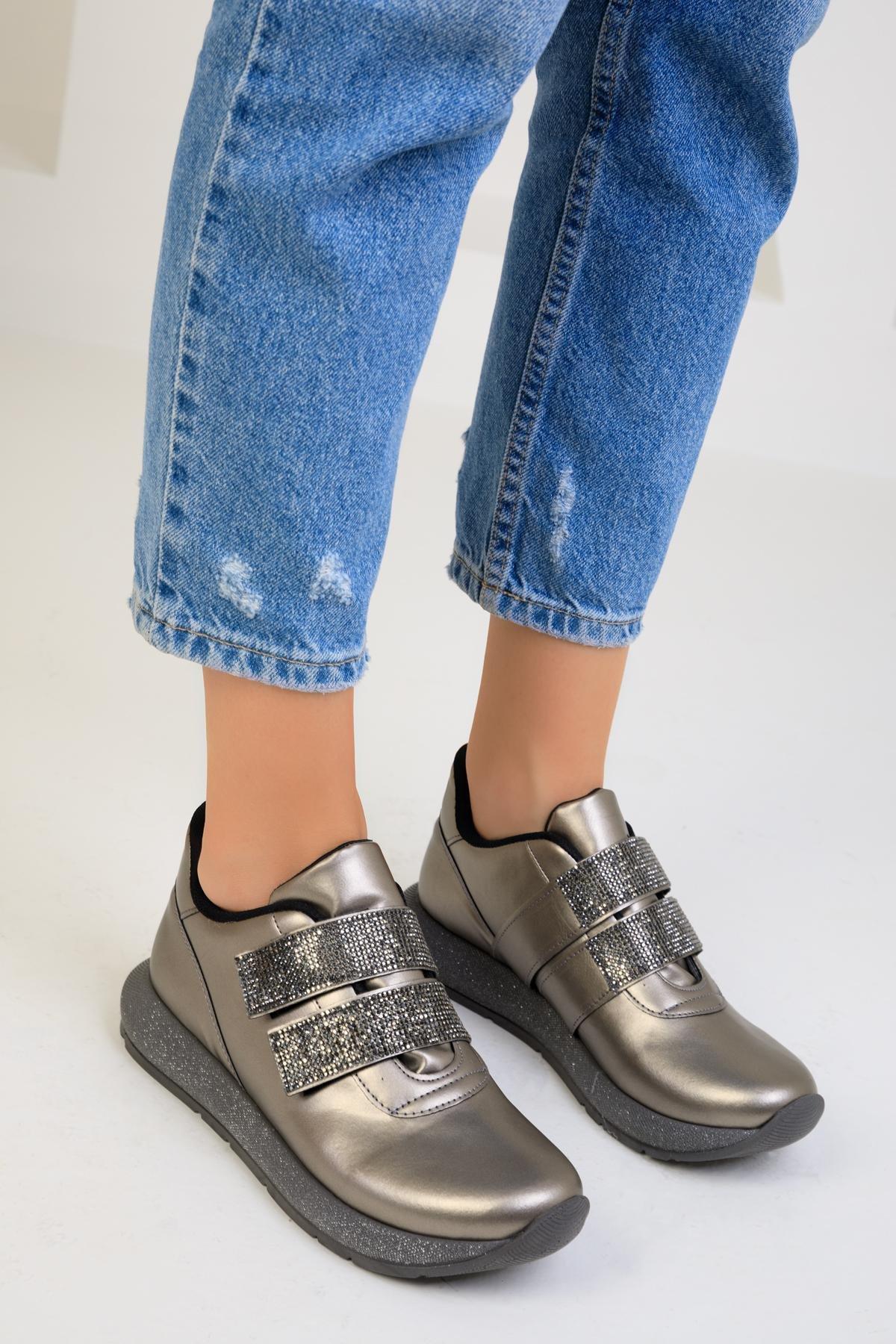 Grey Platinum Sneakers, , large image number 4