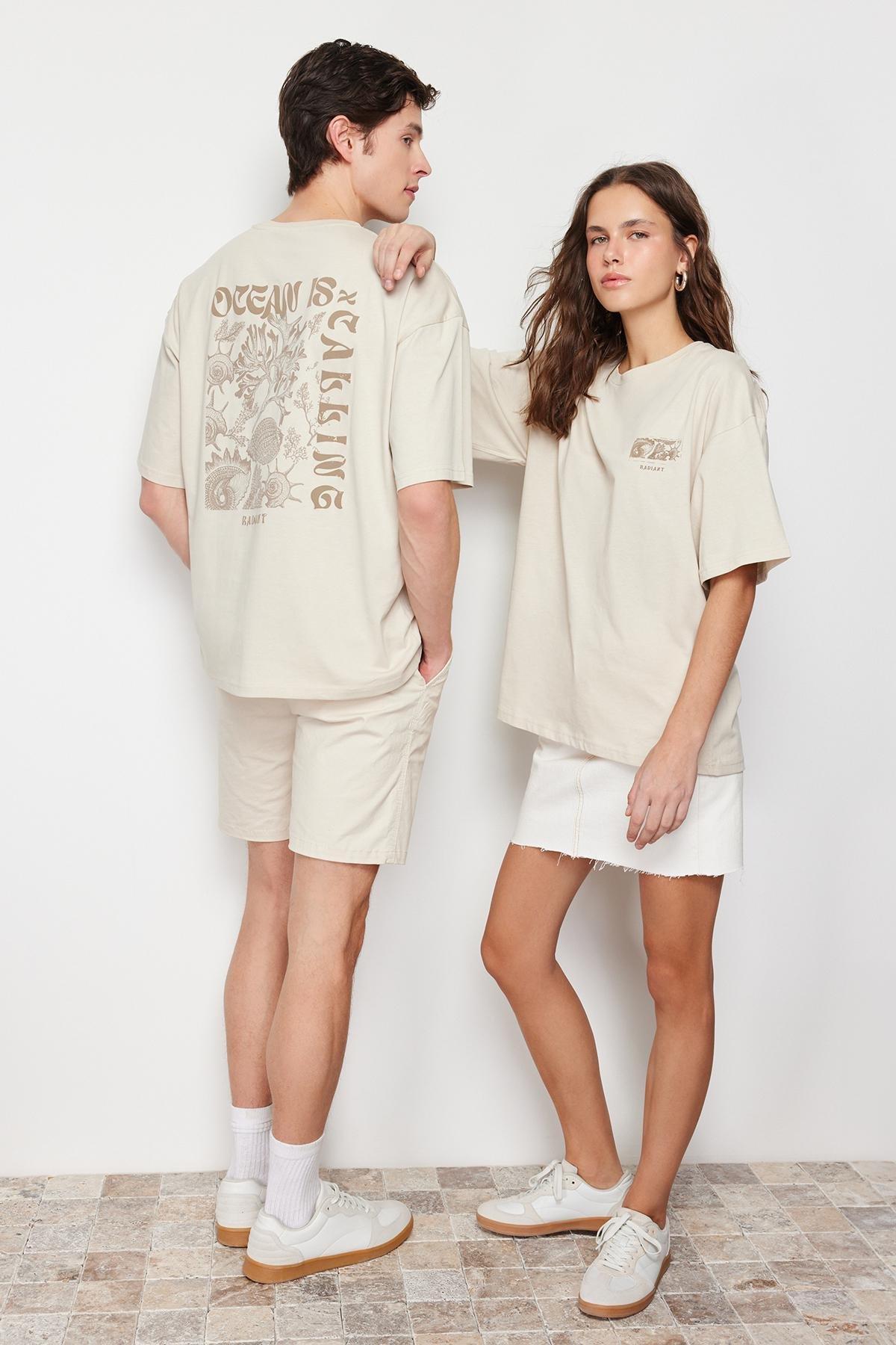 Trendyol - Beige Oversized Printed T-Shirt, Unisex