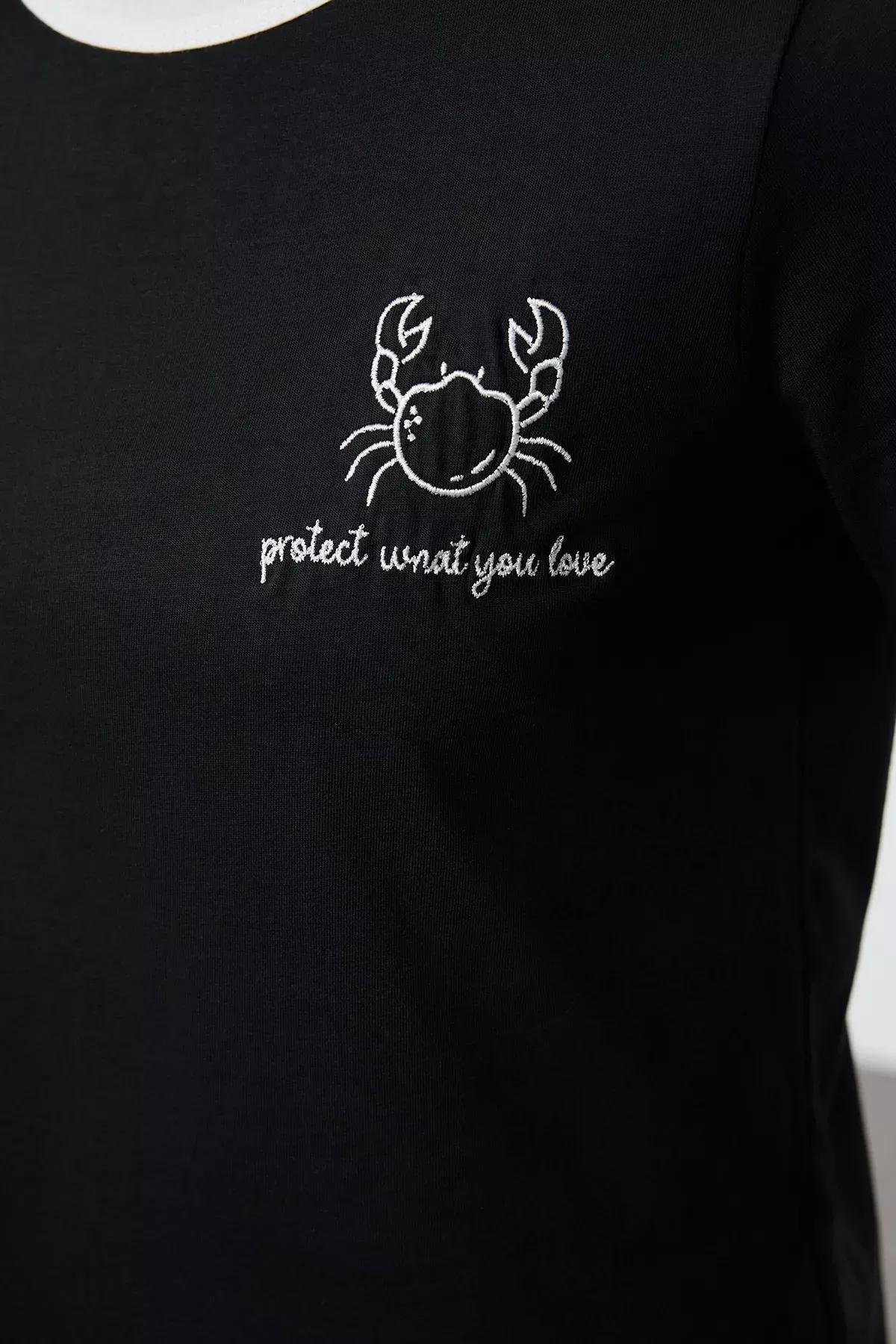 Black Embroidered Knitted T-Shirt, C101_5720, large image number 3