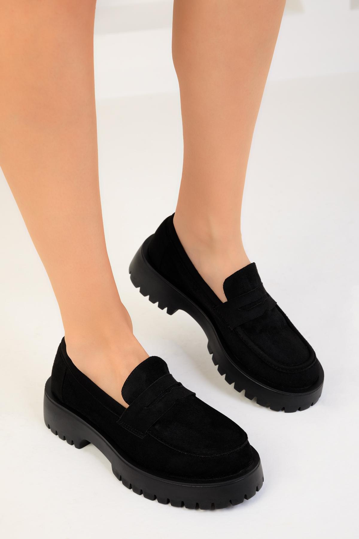 SOHO - Black Suede Casual Shoes