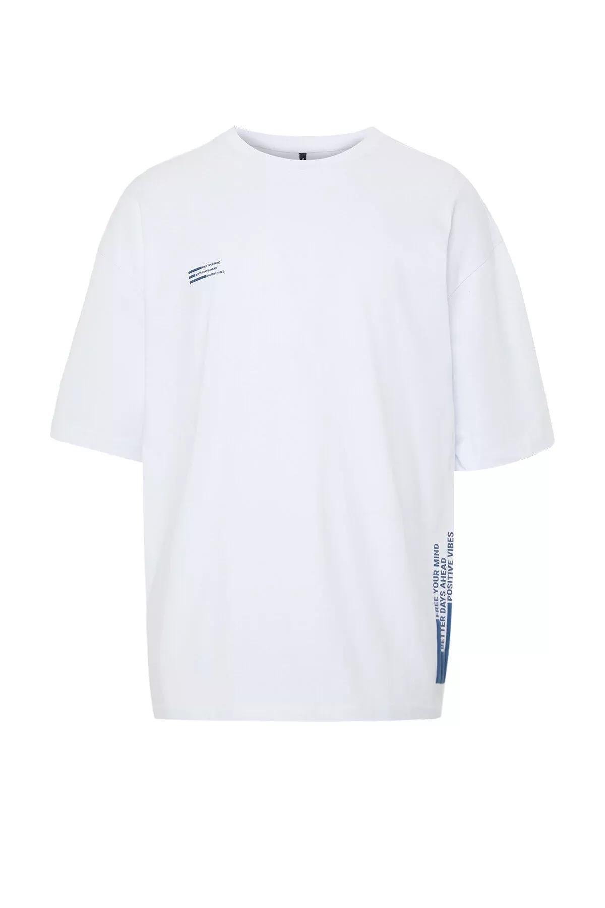 White Oversize Text Printed T-Shirt, , large image number 10