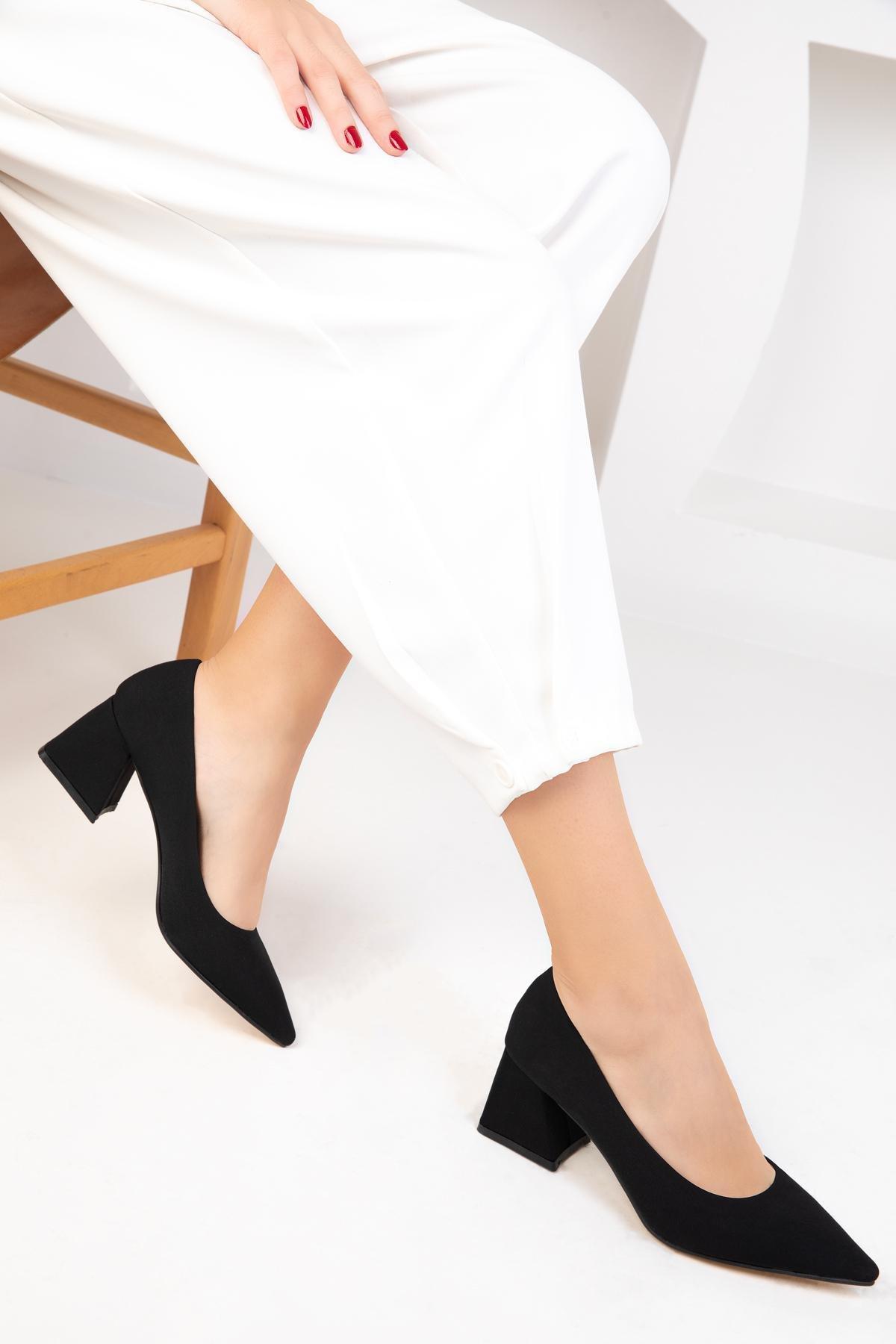 Black Matte Satin Classic Heeled Shoes, , large image number 1