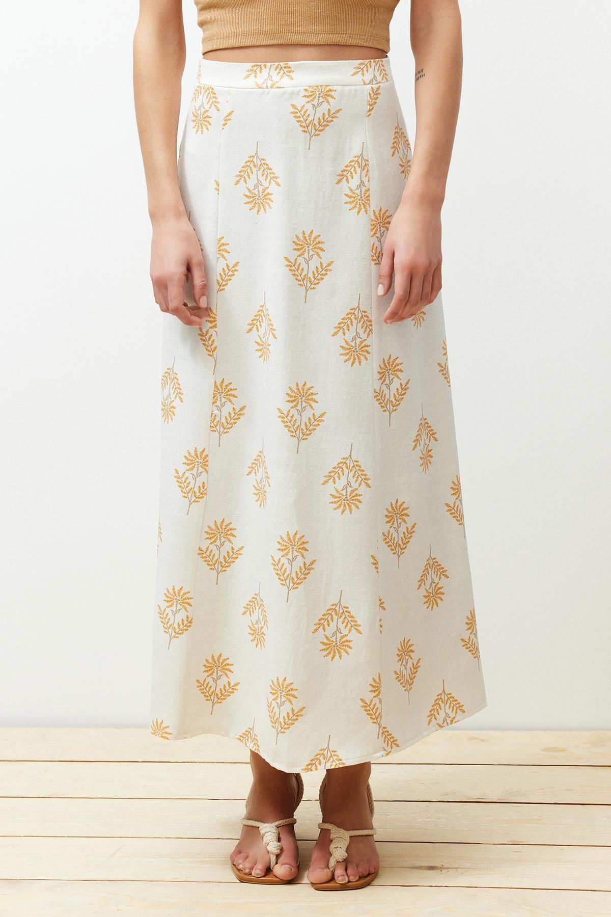 White Floral Midi Skirt, , large image number 3