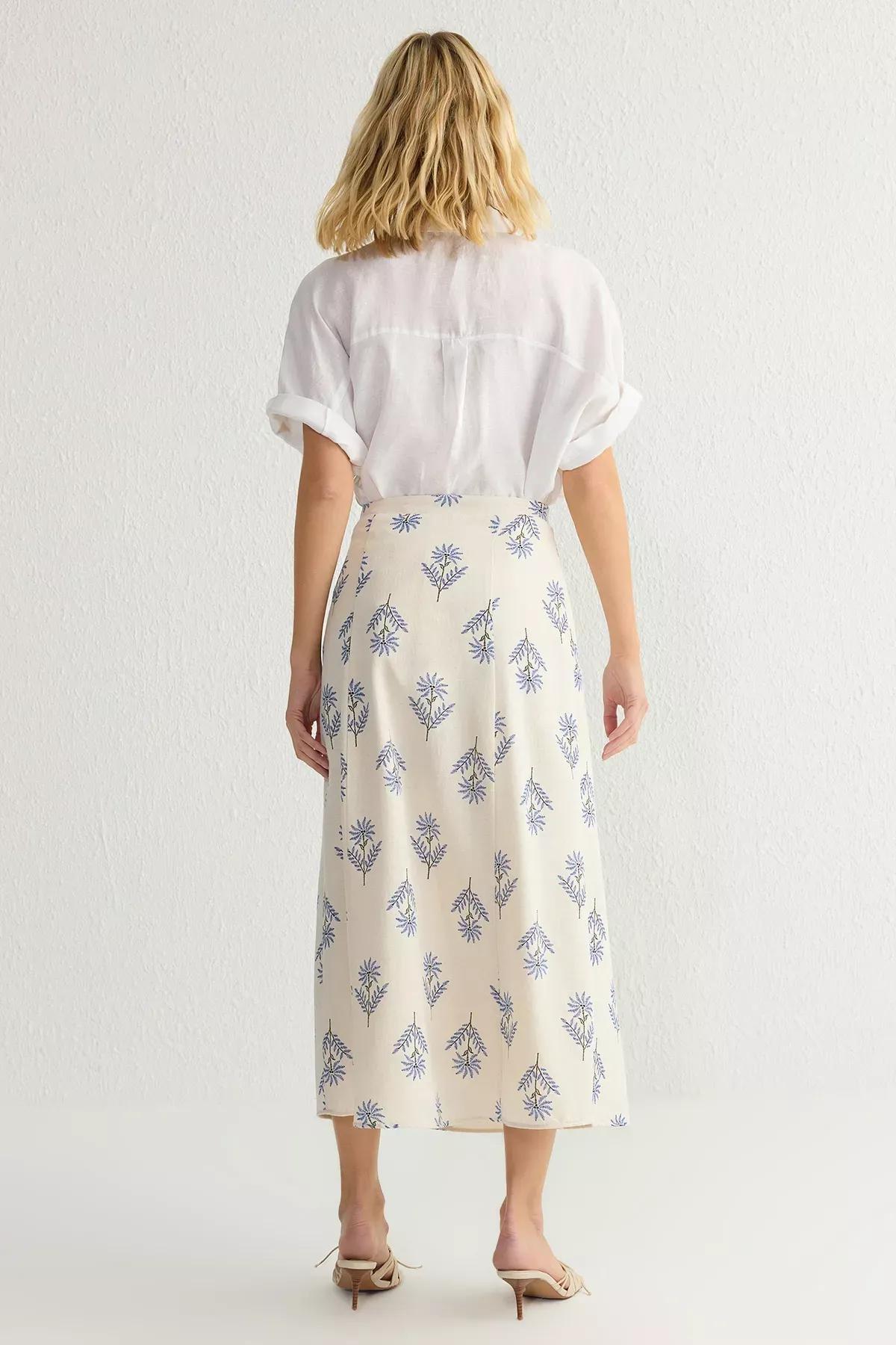 Blue Floral A-line Midi Skirt, , large image number 4