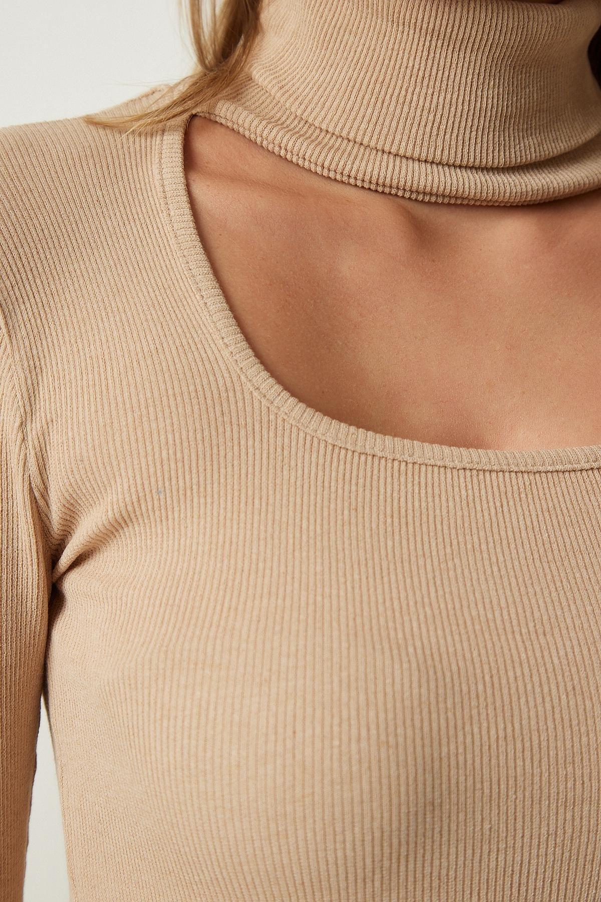 White Detailed Turtleneck Ribbed Knitted Blouse, Cream, large image number 3