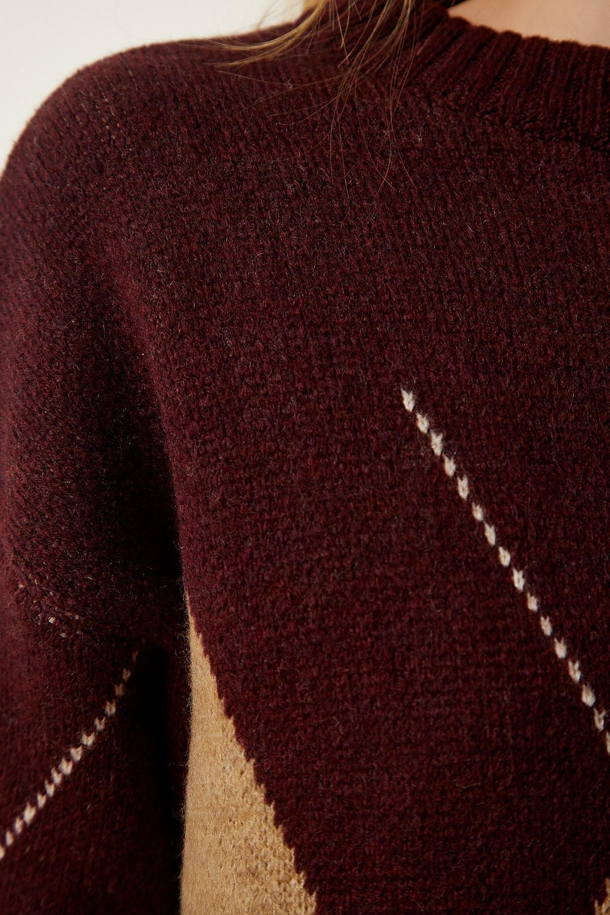 Red Patterned Oversized Knitted Sweater, C101_4640, large image number 3