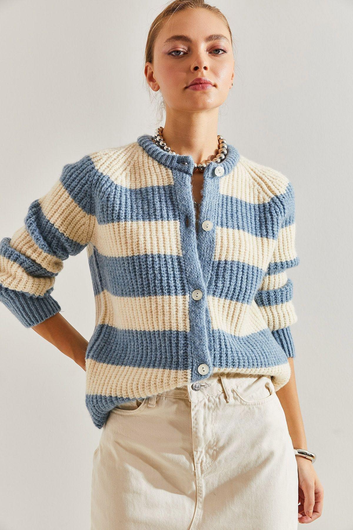 Multicolour Striped Buttoned Knitted Cardigan, Blue-Ecru, large image number 3