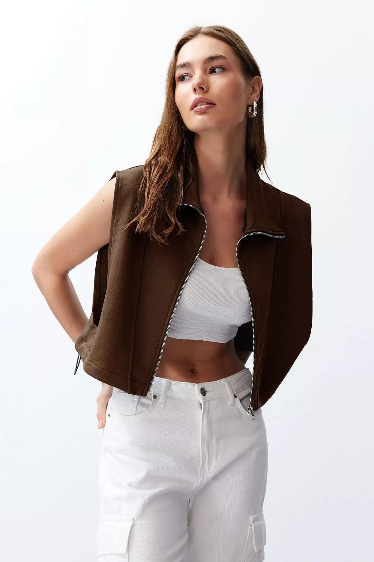 Brown Moon Sleeve Thick Vest, Brown, large image number 0