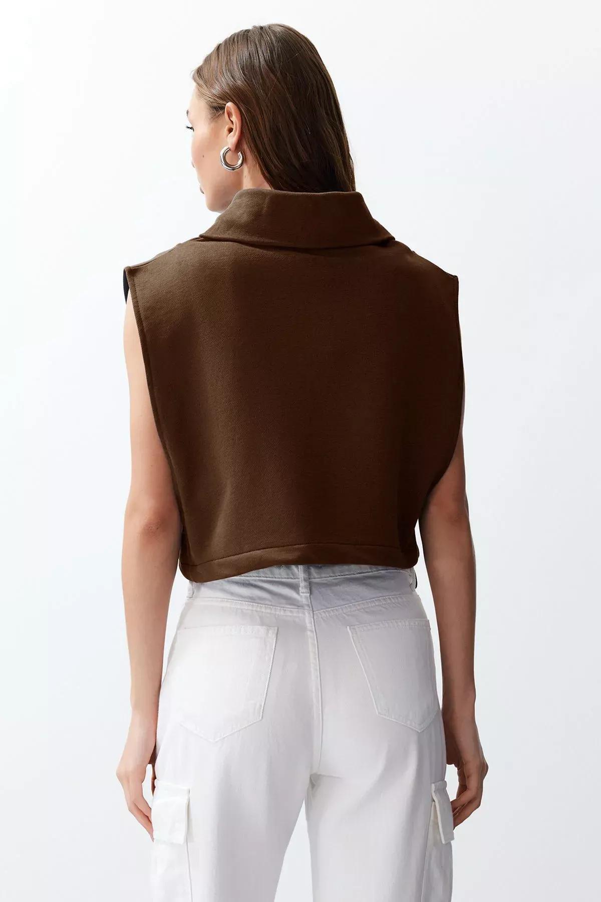 Brown Moon Sleeve Thick Vest, Brown, large image number 4