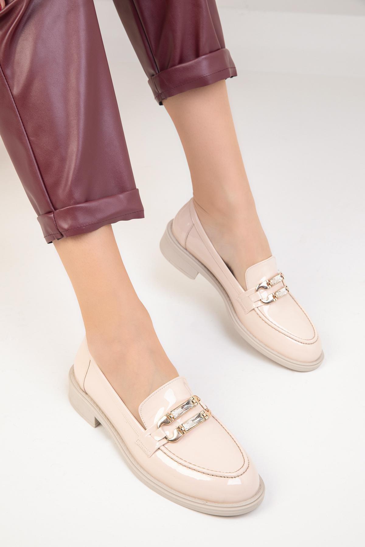 SOHO - Beige Patent Leather Womens Casual Shoes 18733