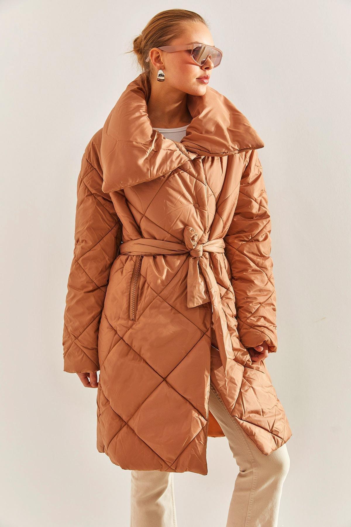 Black Diamond Pattern Oversize Puffer Coat, Tan, large image number 0