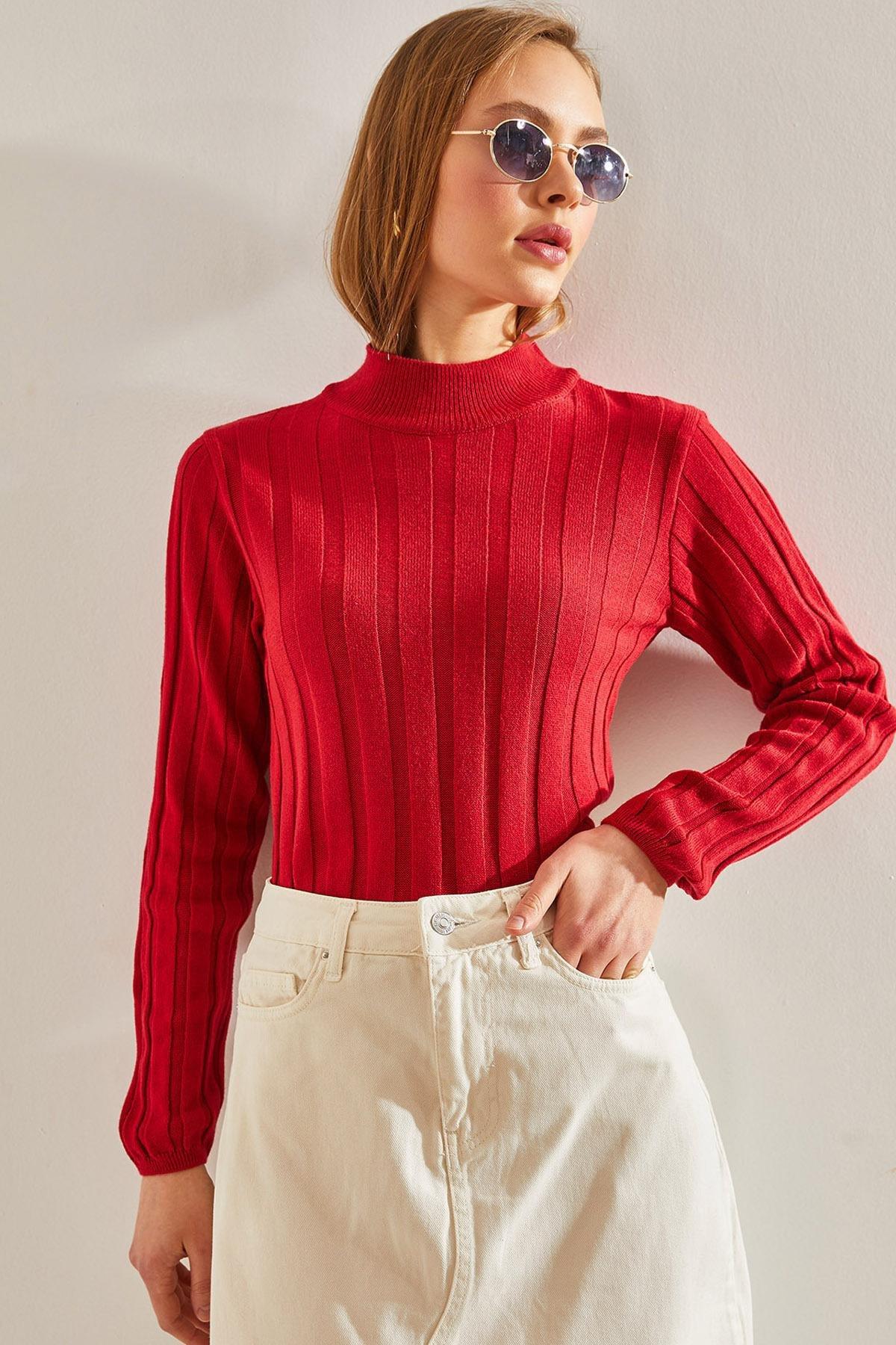 Red Turtleneck Ribbed Sweater, Red, large image number 0