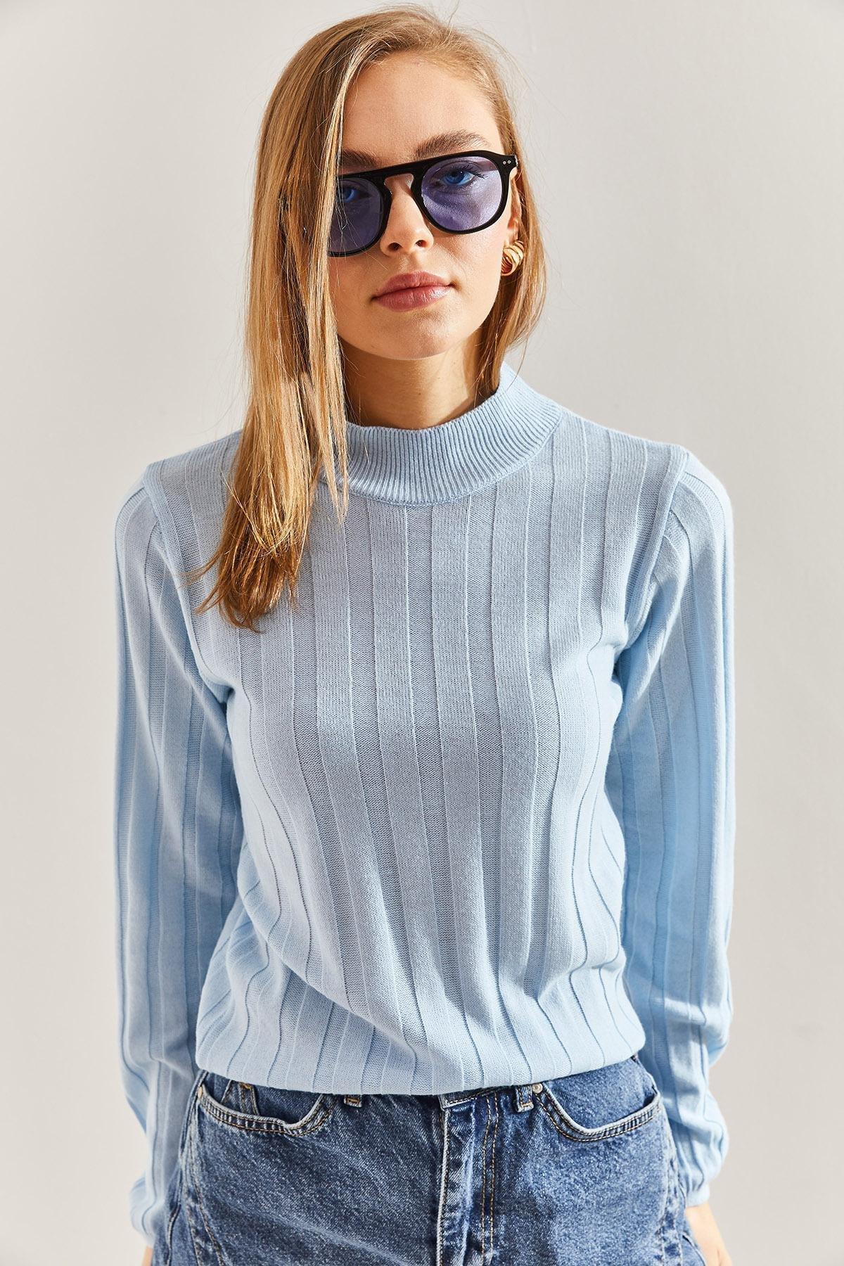 Blue Turtleneck Ribbed Sweater, , large image number 1