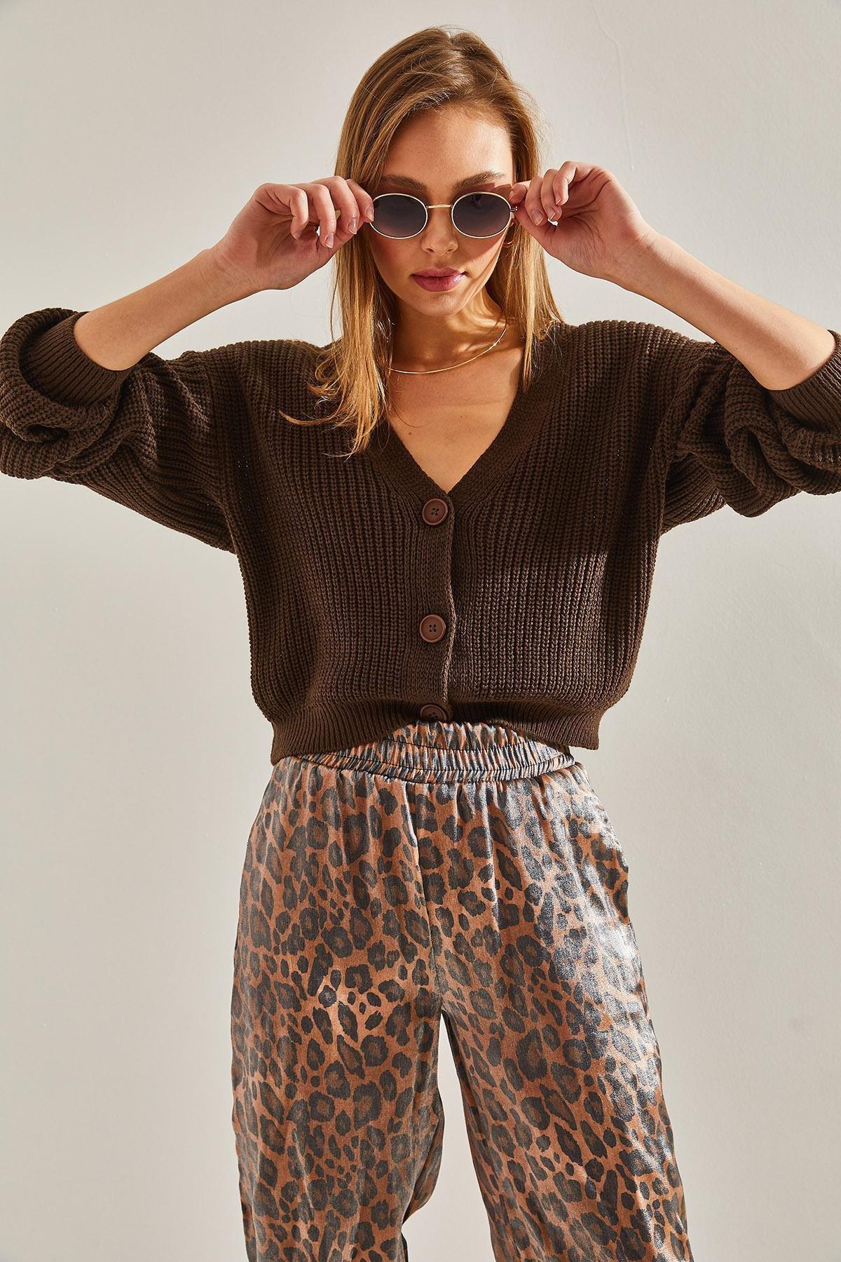 Brown Three-Button Knitted Cardigan, Brown, large image number 2