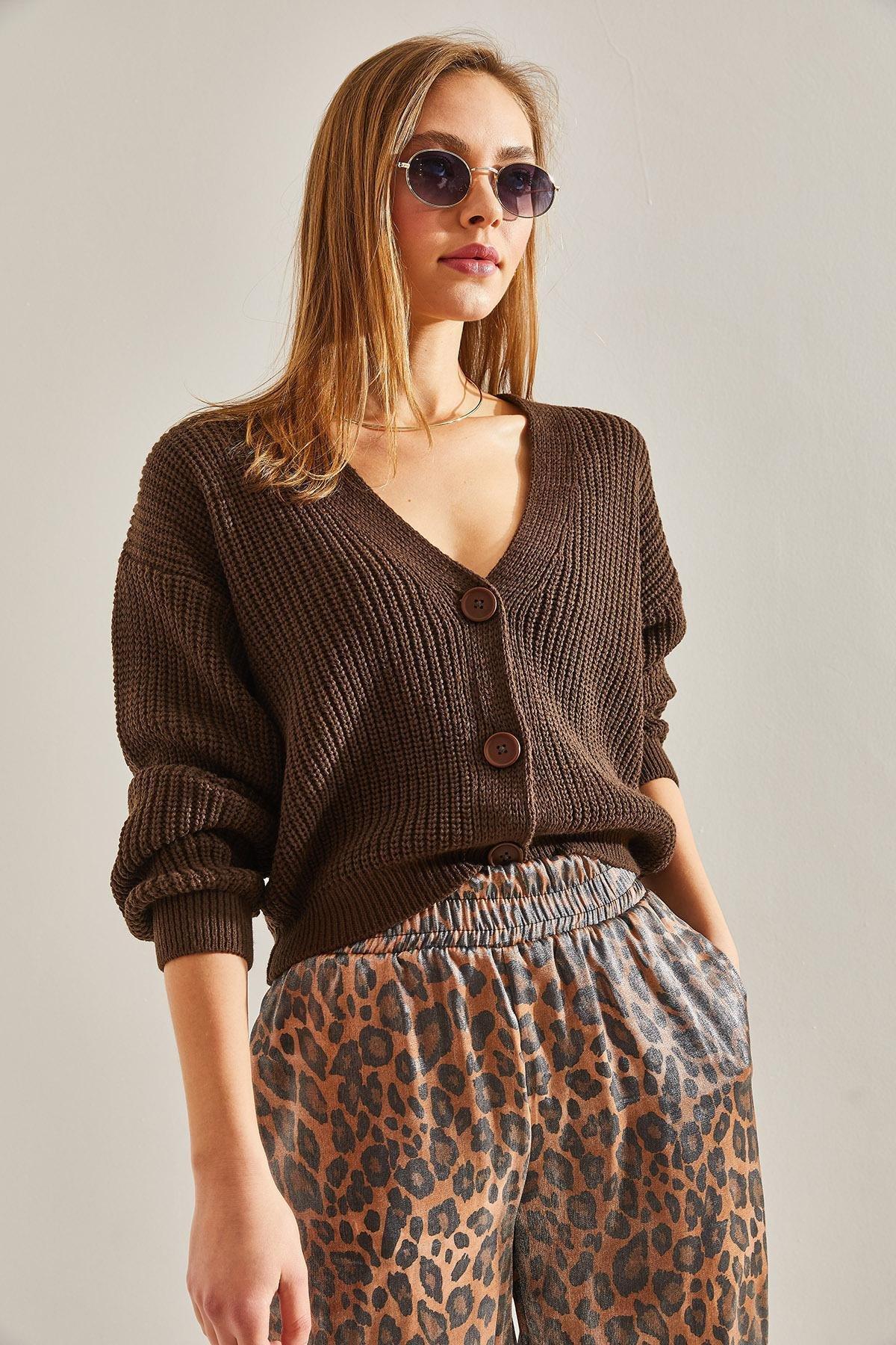 Brown Three-Button Knitted Cardigan, Brown, large image number 4