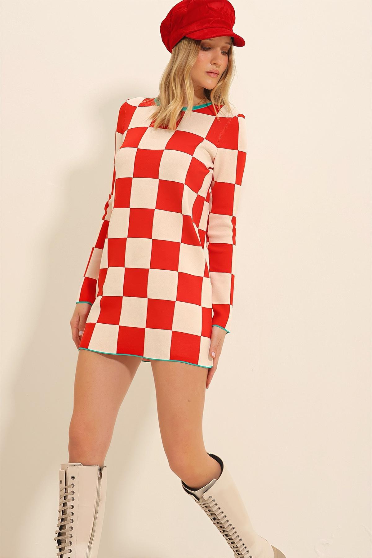 Womens Vanilla-Red Crew Neck Square Patterned Knitwear Dress ALC-X11336, single, C101_4839, large image number 2