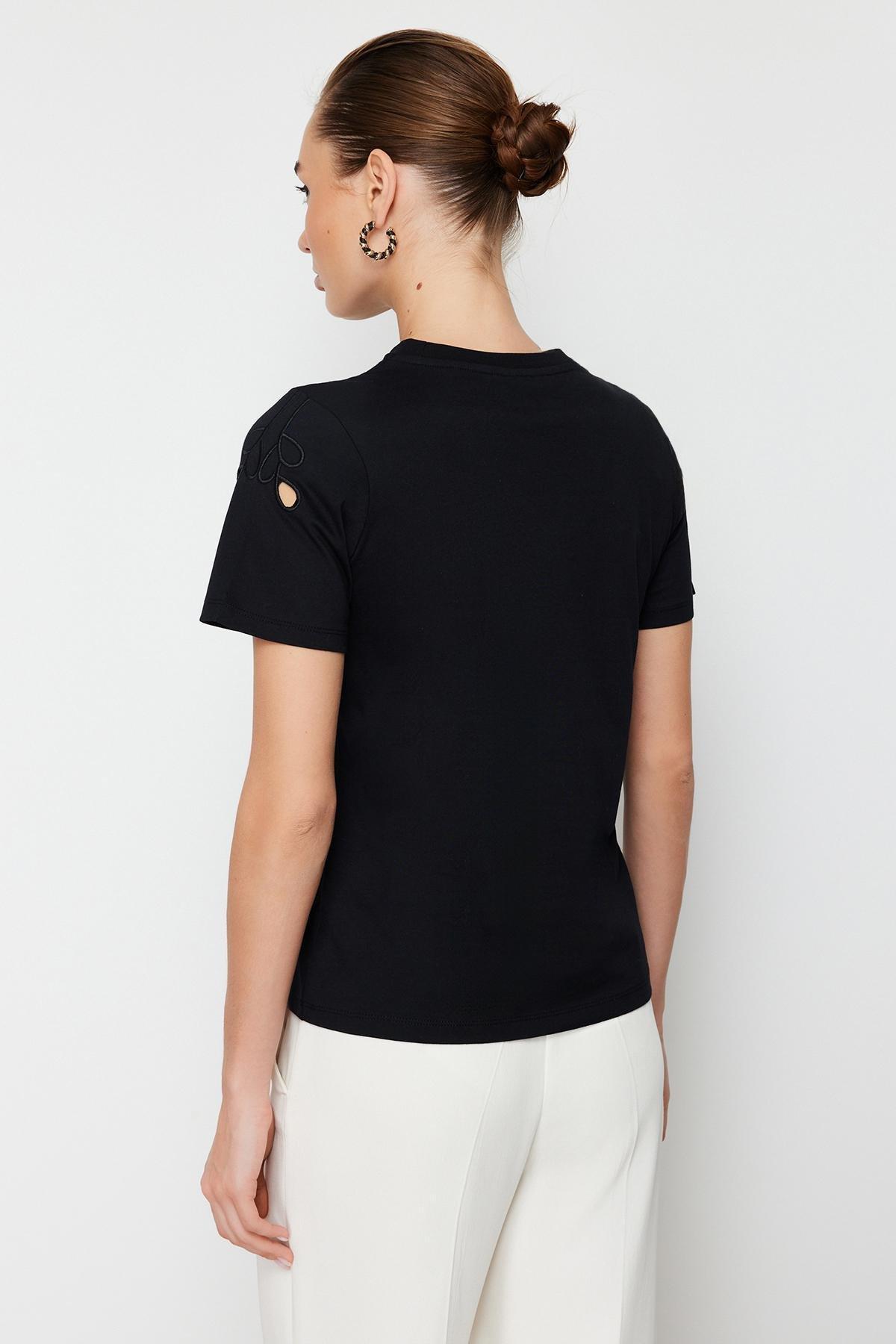 Black Embroidered Knitted T-Shirt, , large image number 4