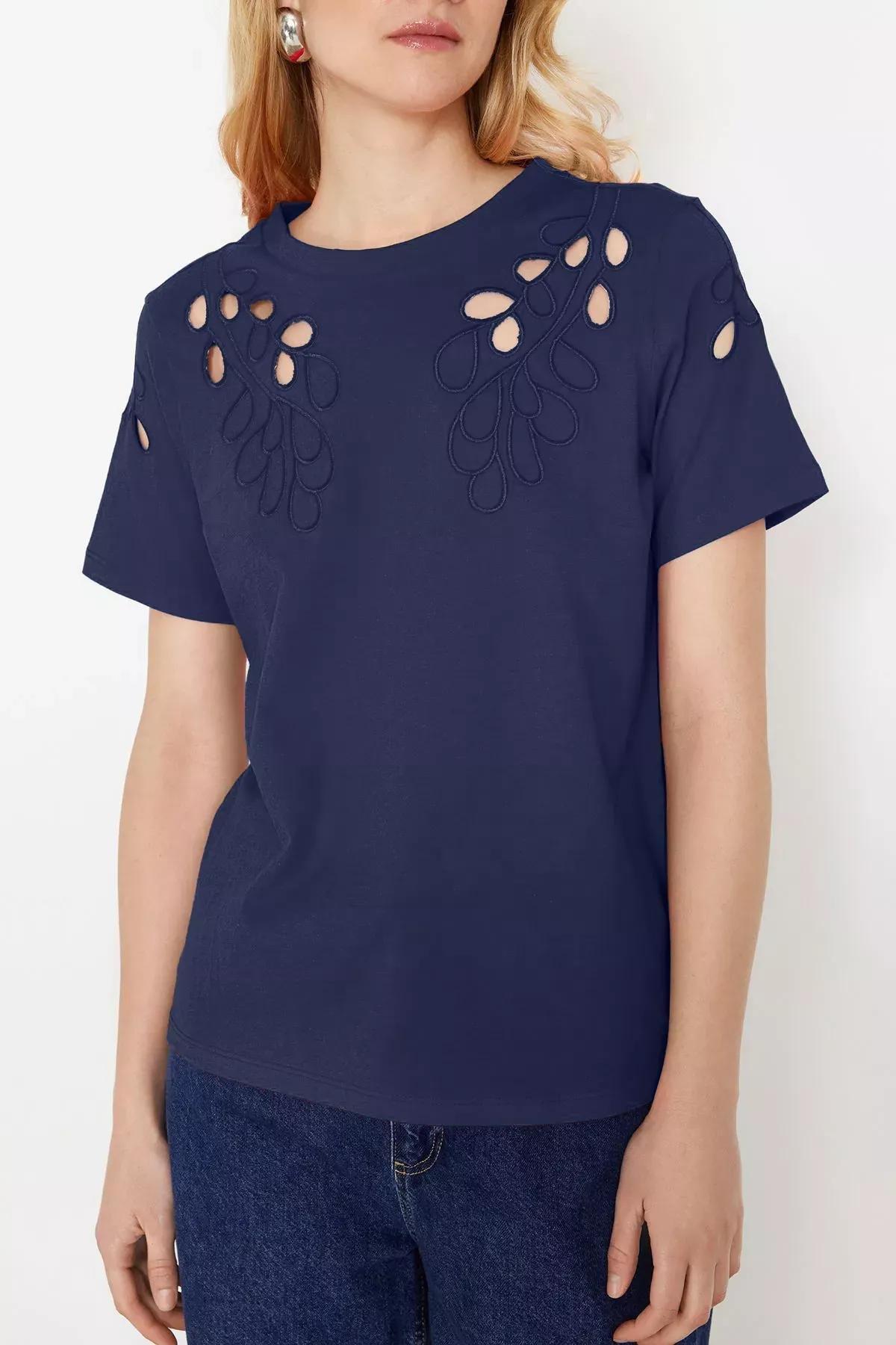 Navy Embroidered Basic Pattern T-Shirt, , large image number 3