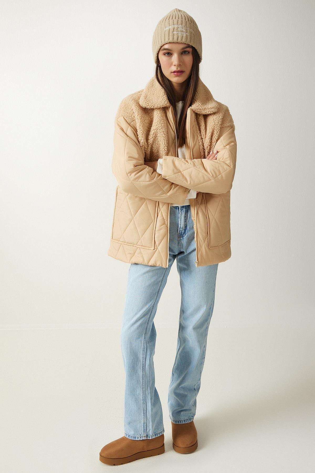 Latte Plush Detailed Quilted Coat DD0, , large image number 3