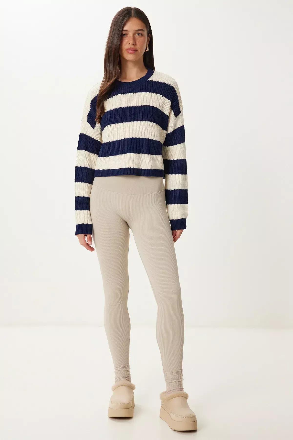 Womens Navy Blue Cream Striped Crop Knitwear Sweater PF00058, single, Navy Blue Cream, large image number 3
