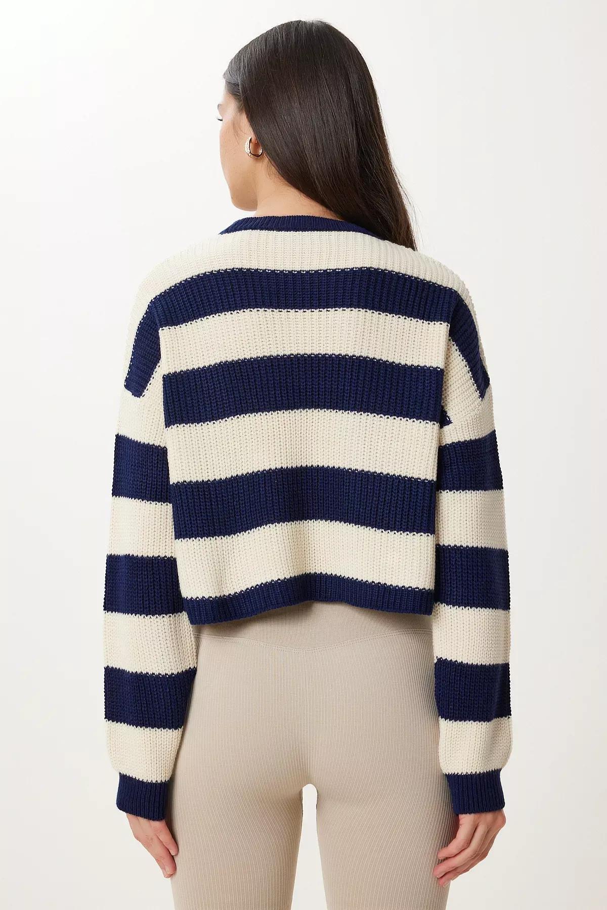 Womens Navy Blue Cream Striped Crop Knitwear Sweater PF00058, single, Navy Blue Cream, large image number 4