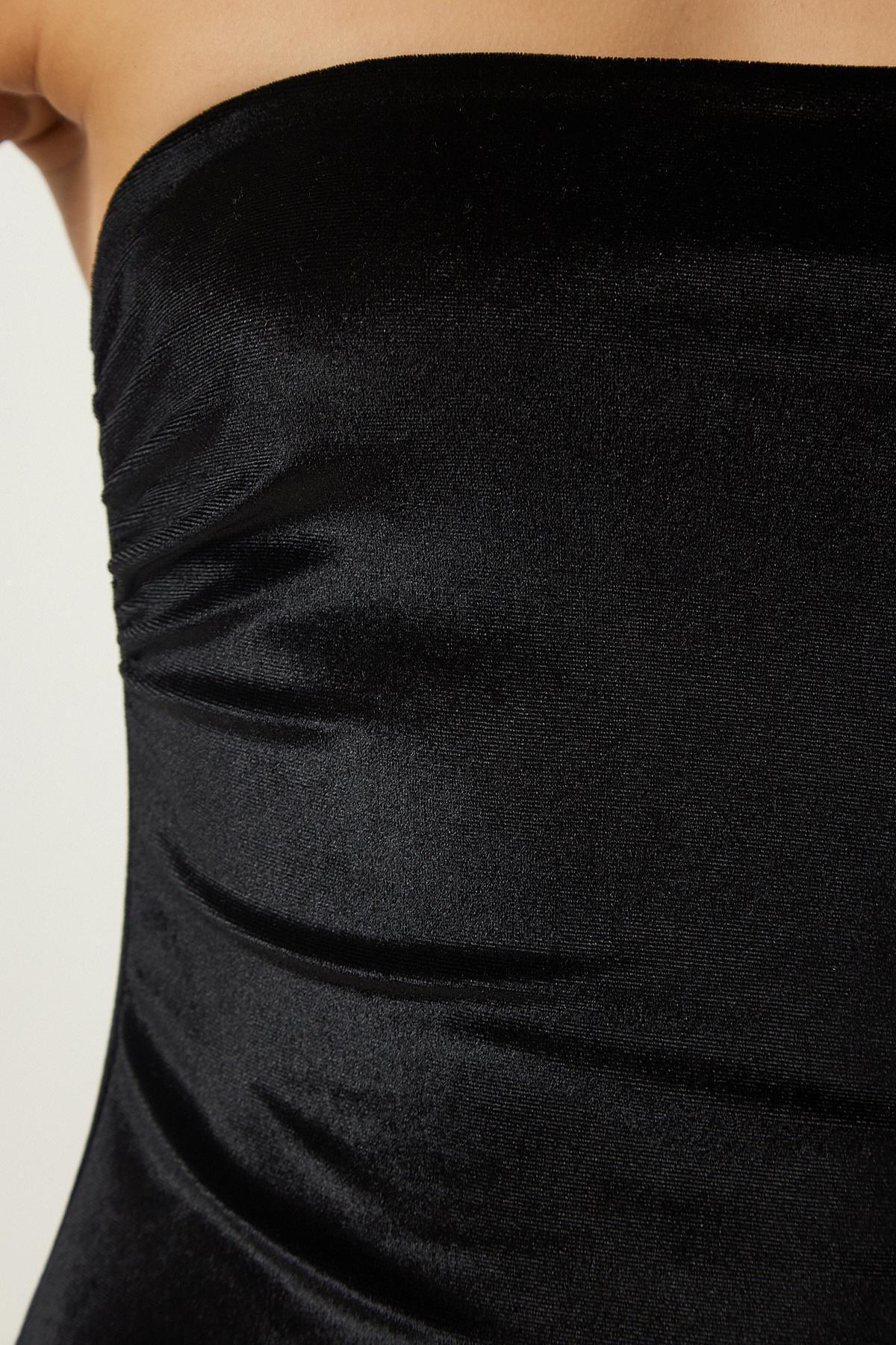 Black Strapless Neck Velvet Dress, , large image number 4