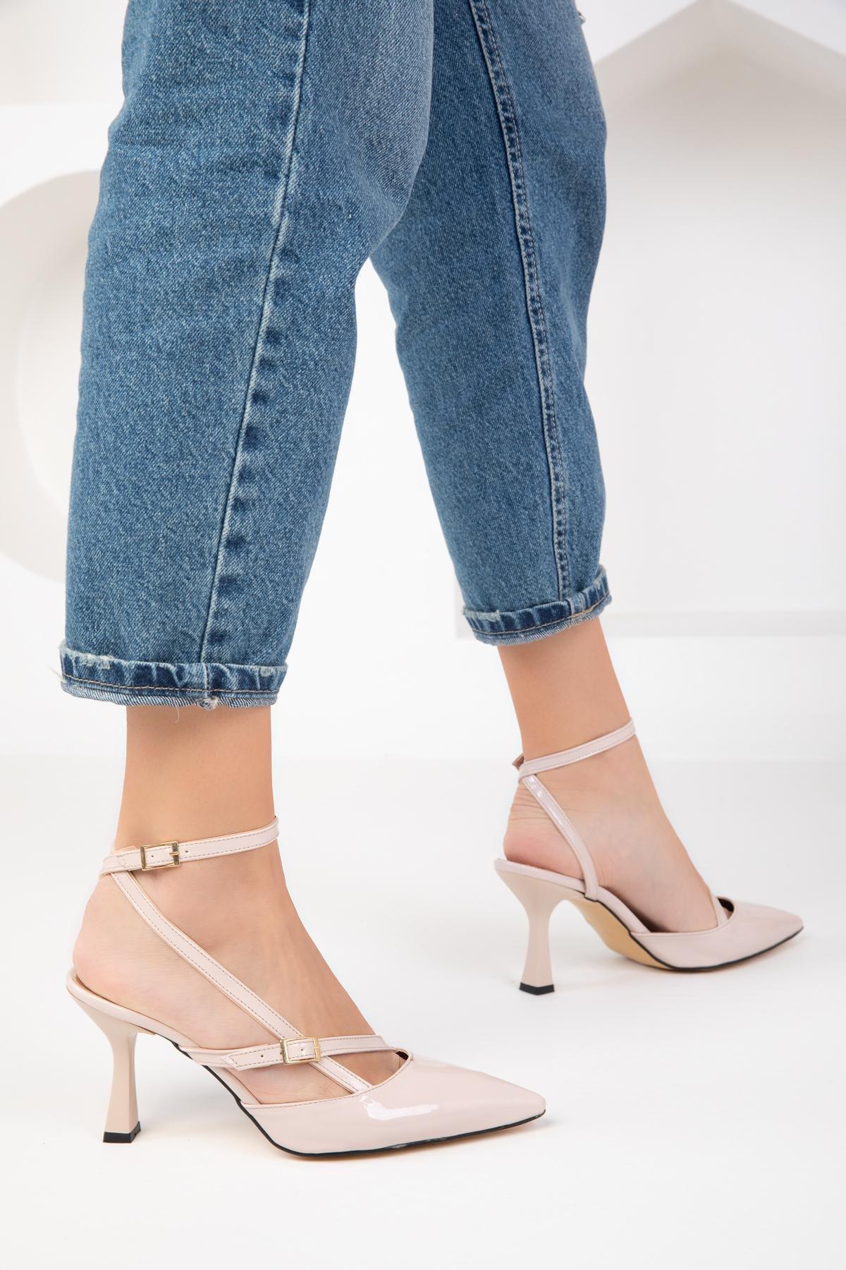 Beige Faux Leather Classic Heeled Shoes, C101_4197, large image number 3