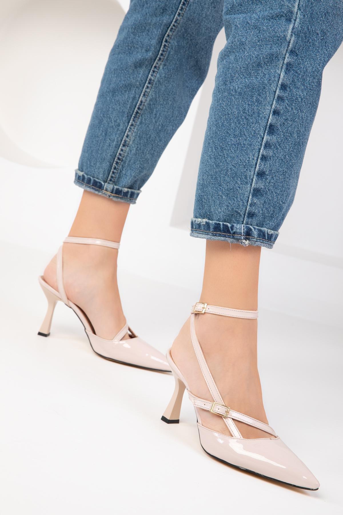 Beige Faux Leather Classic Heeled Shoes, C101_4197, large image number 4