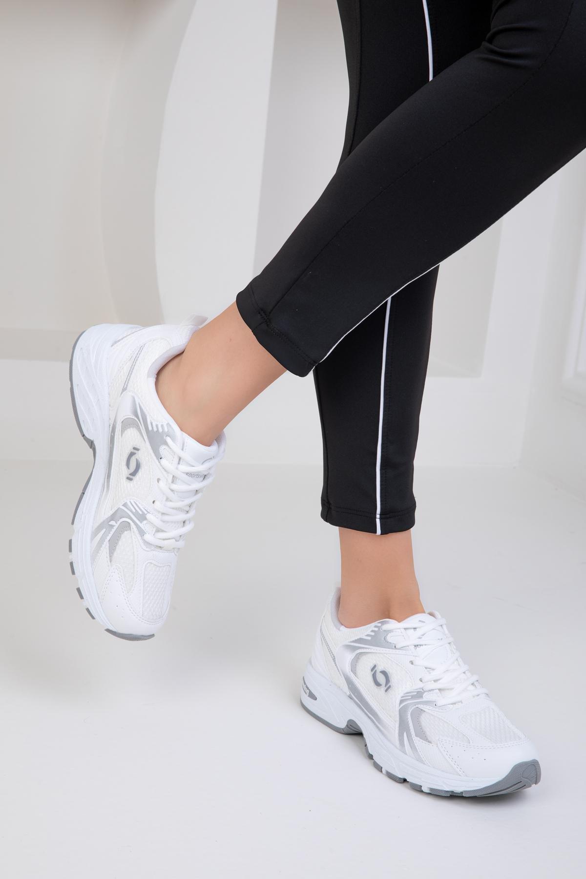 Multicolour Plain Sneaker, , medium