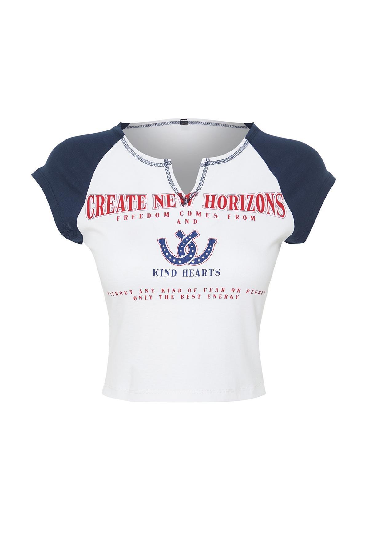 White Printed Fitted Knitted T-Shirt, White, large image number 5