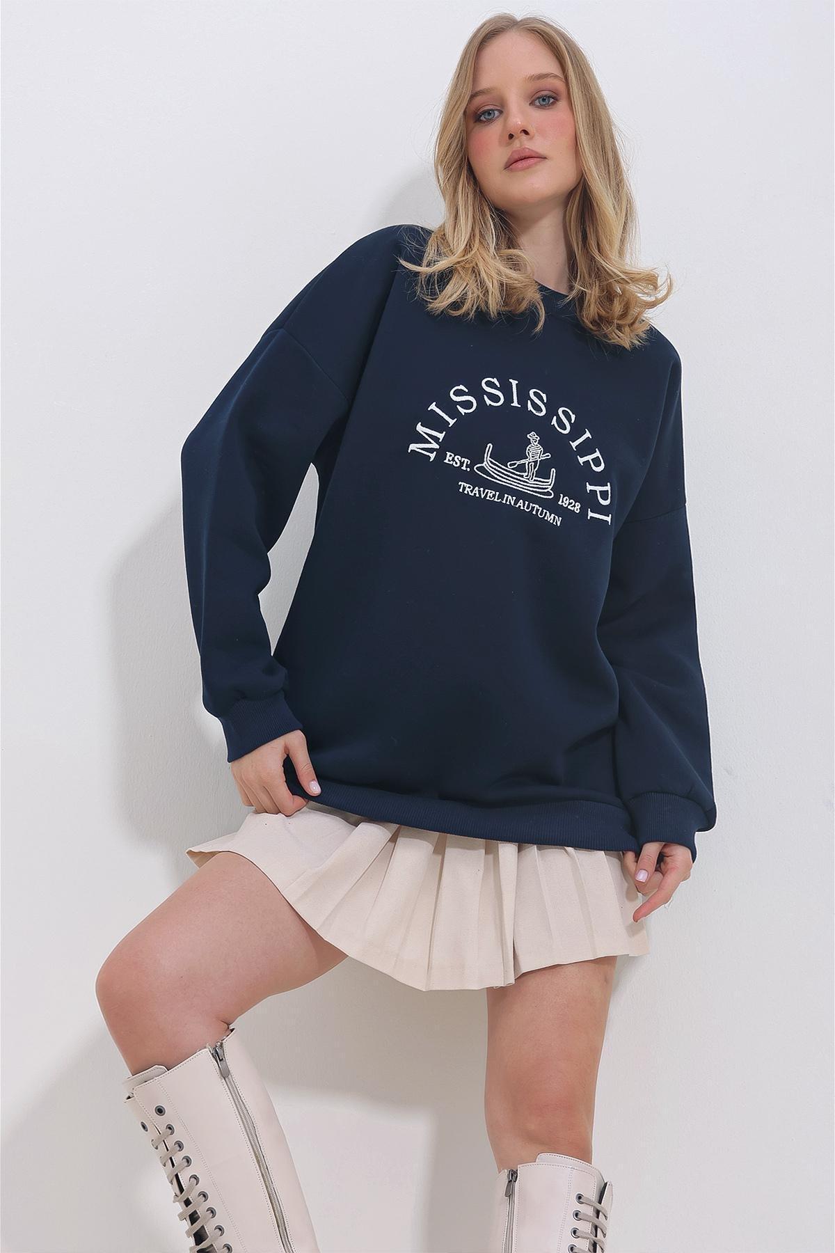 Navy Crew Neck Embroidered Oversized Sweatshirt, , large image number 1